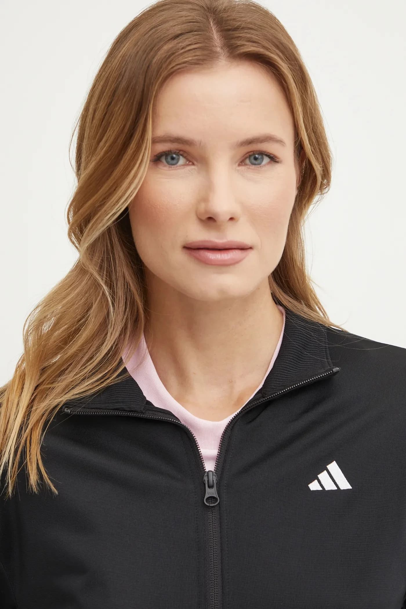 Уютный спортивный костюм - фото 5