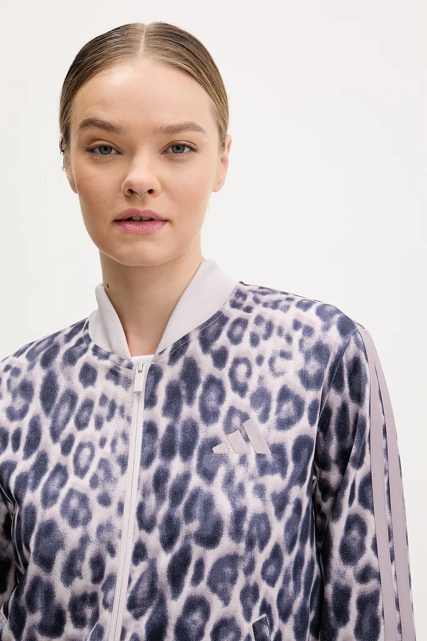 Спортивный костюм Essentials с 3 полосками - фото 5