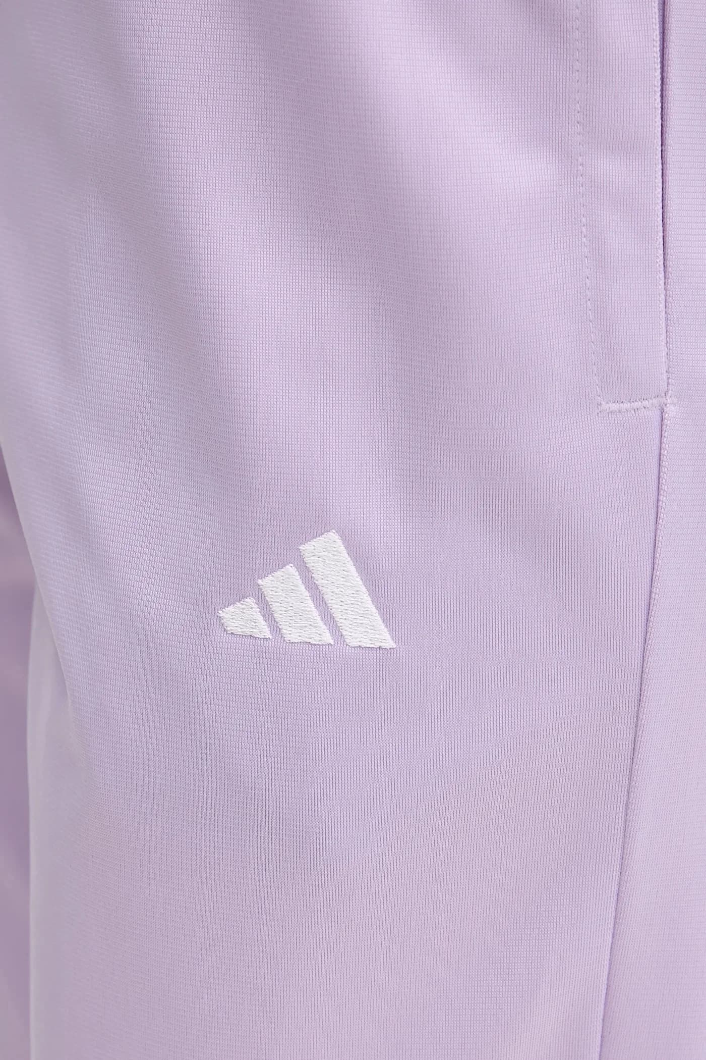 Уютный спортивный костюм - фото 7