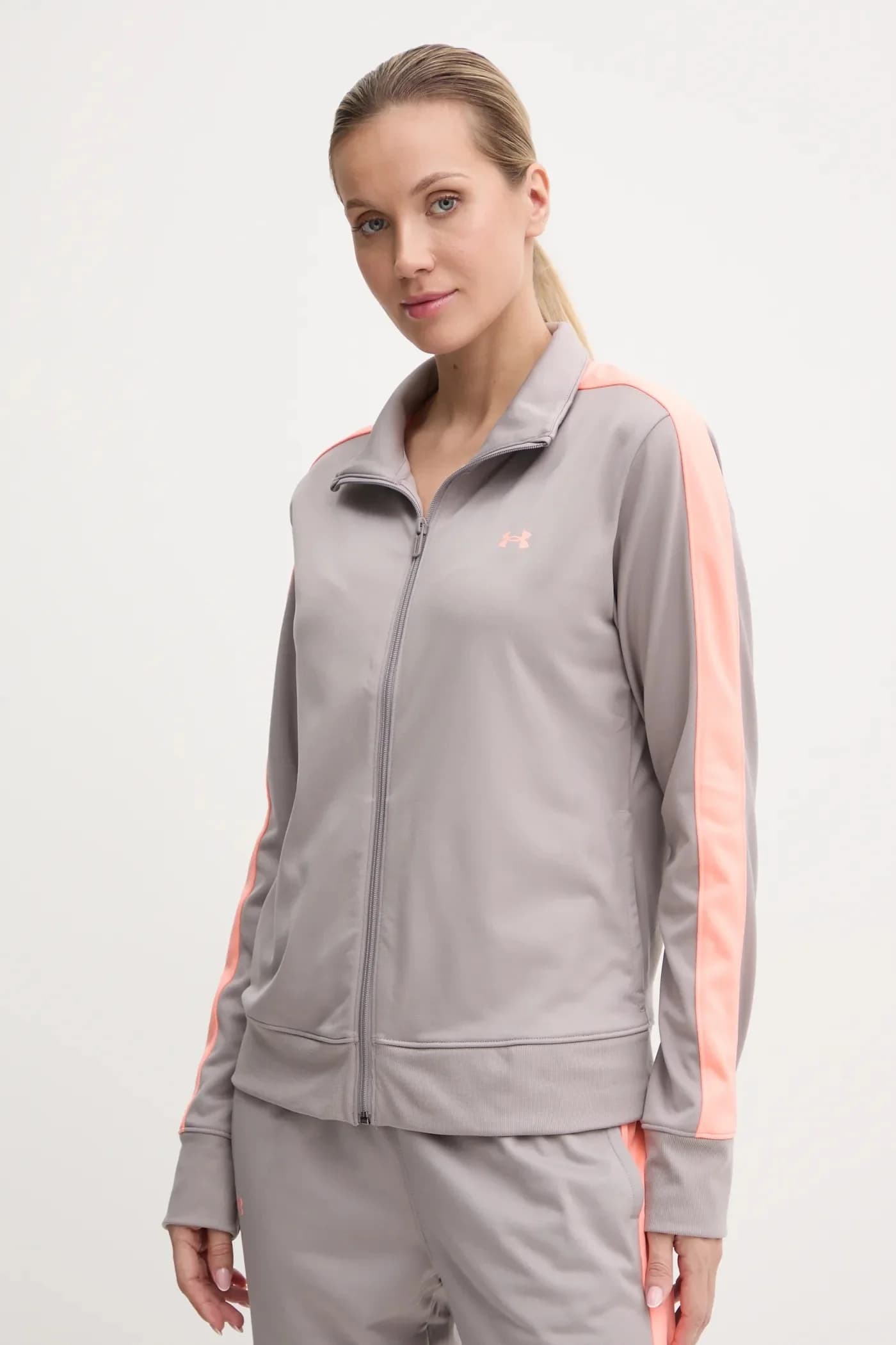 Спортивный костюм из трикотажа - фото 3