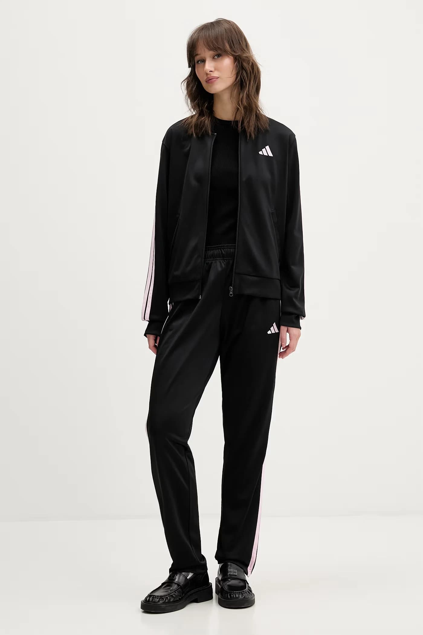 Спортивный костюм Essentials