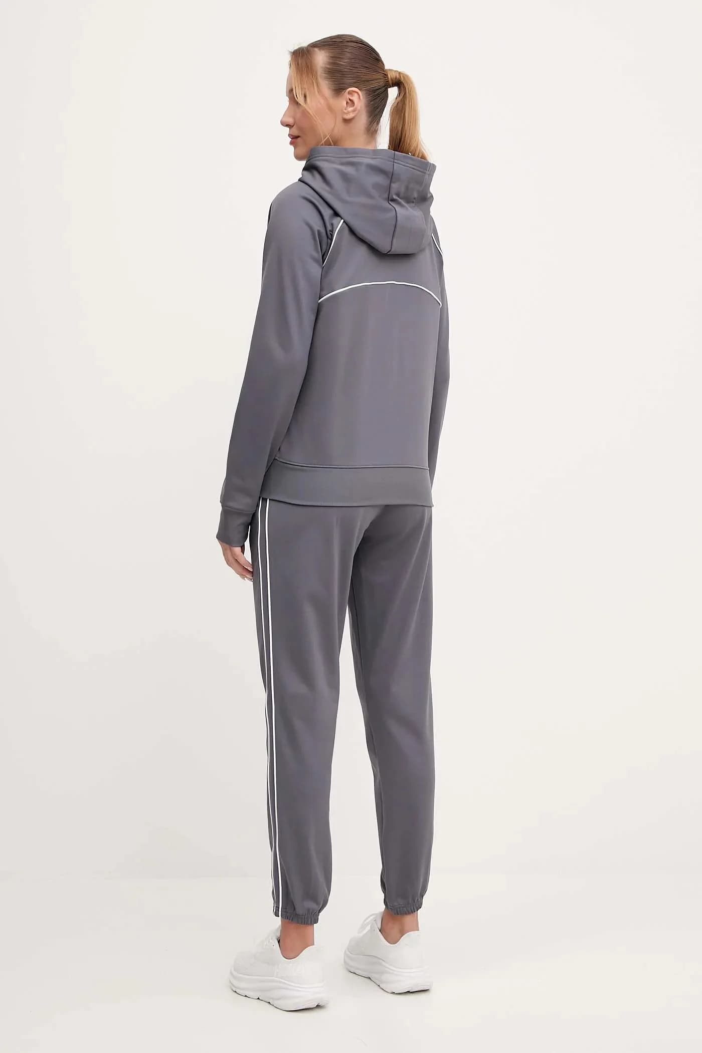 Спортивный костюм соперника - фото 4