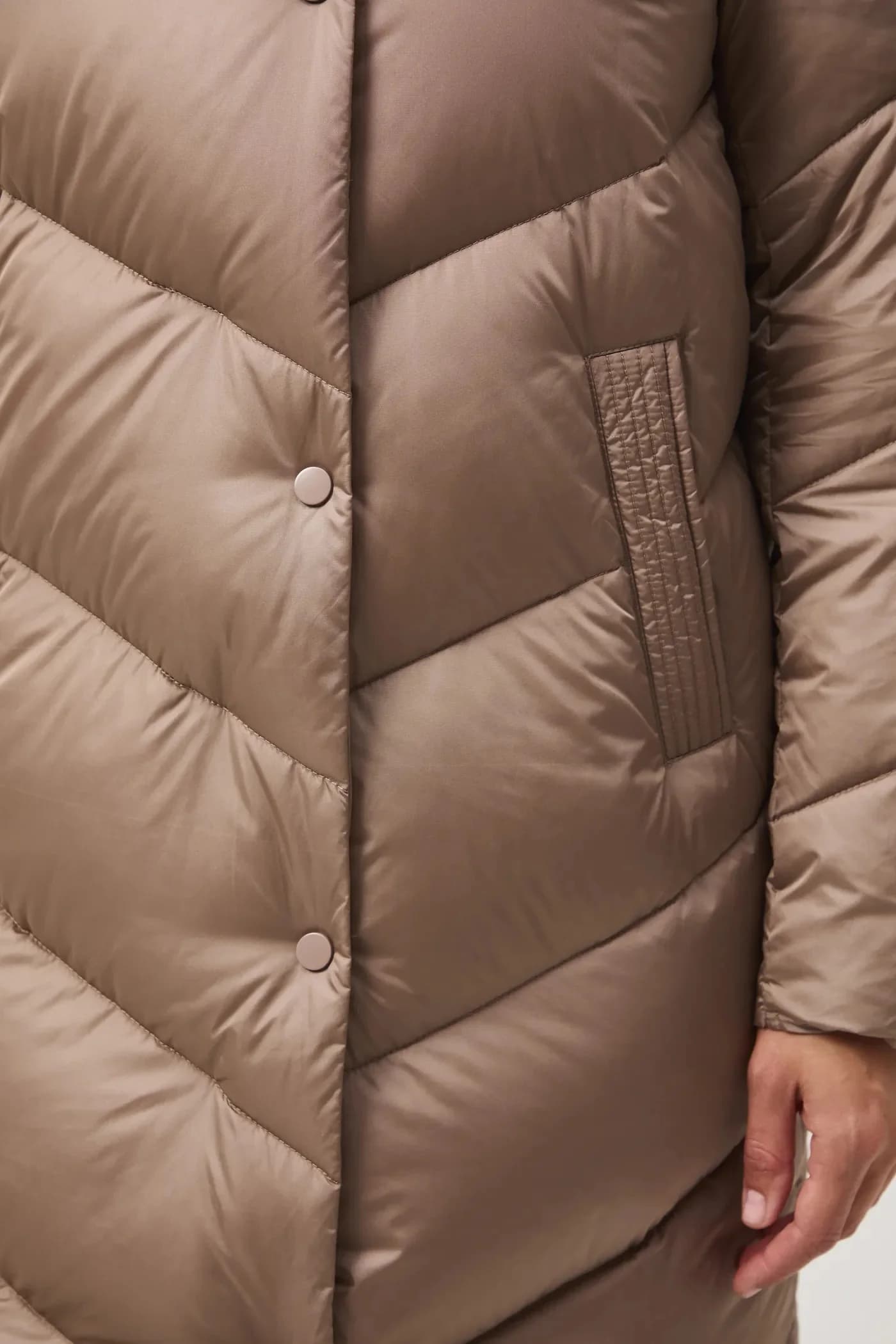 Пуховое пальто - фото 7