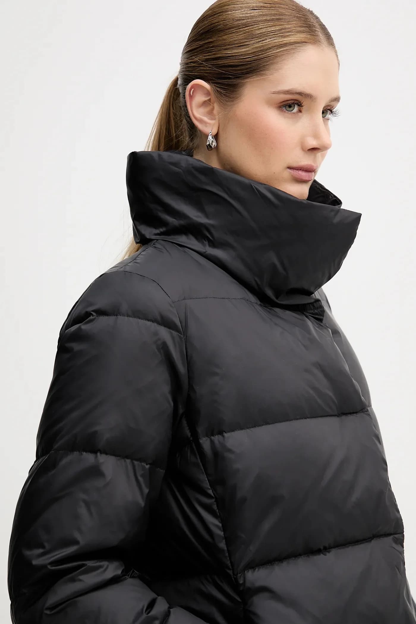 Пуховик - фото 4