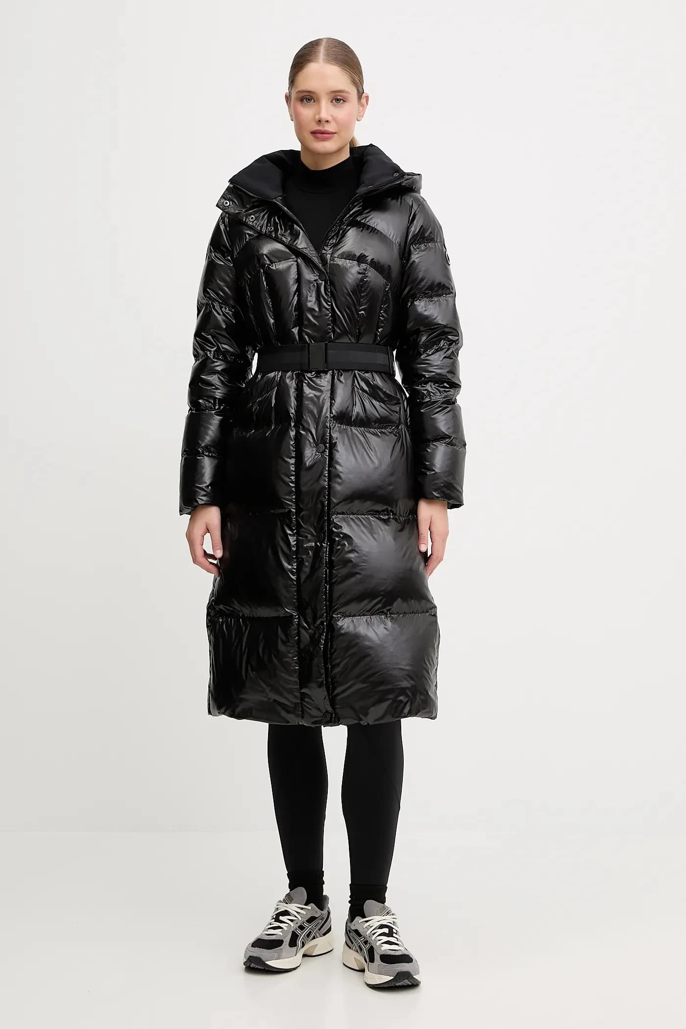 Хелла пуховик