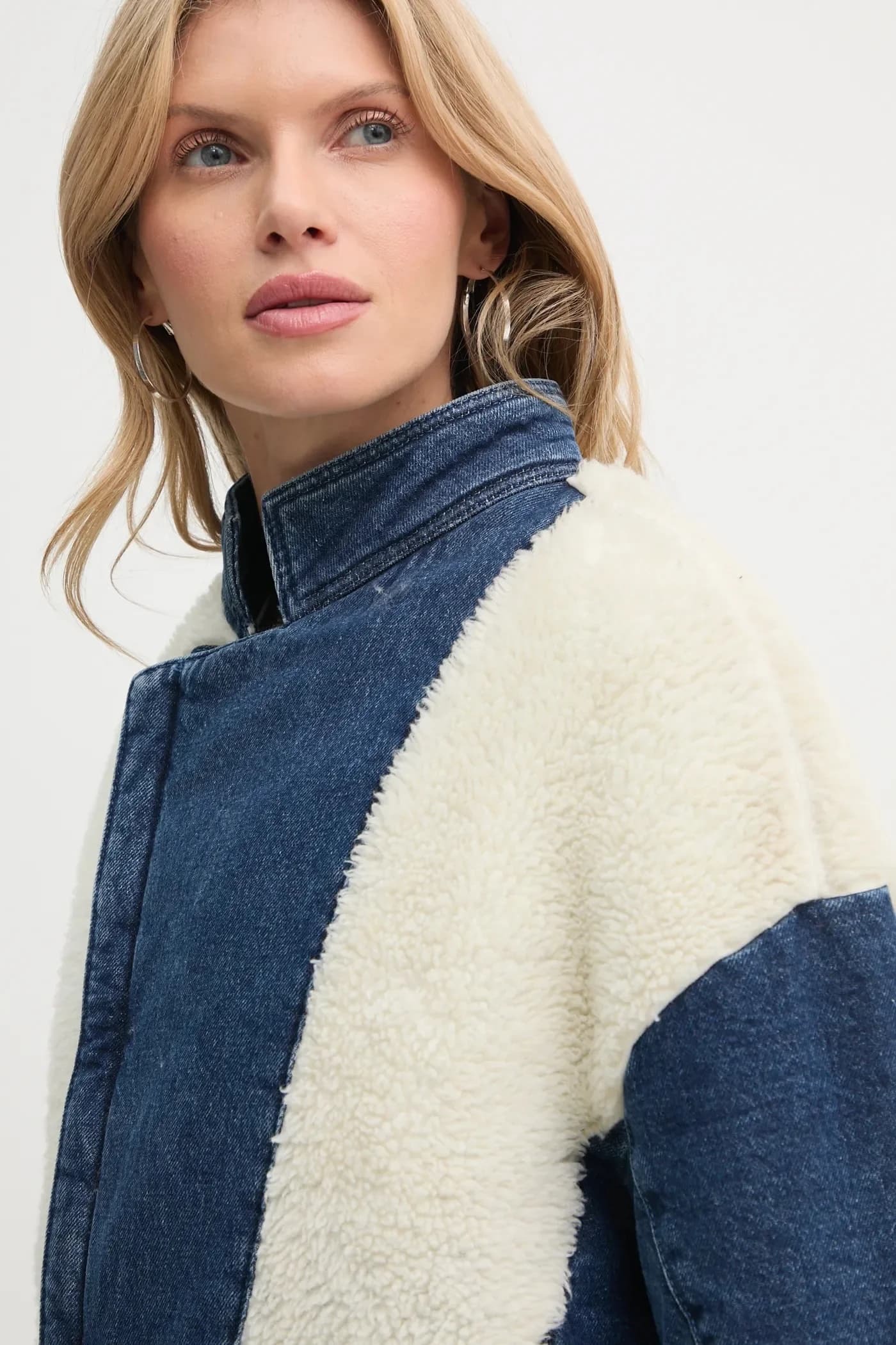 Куртка - фото 7