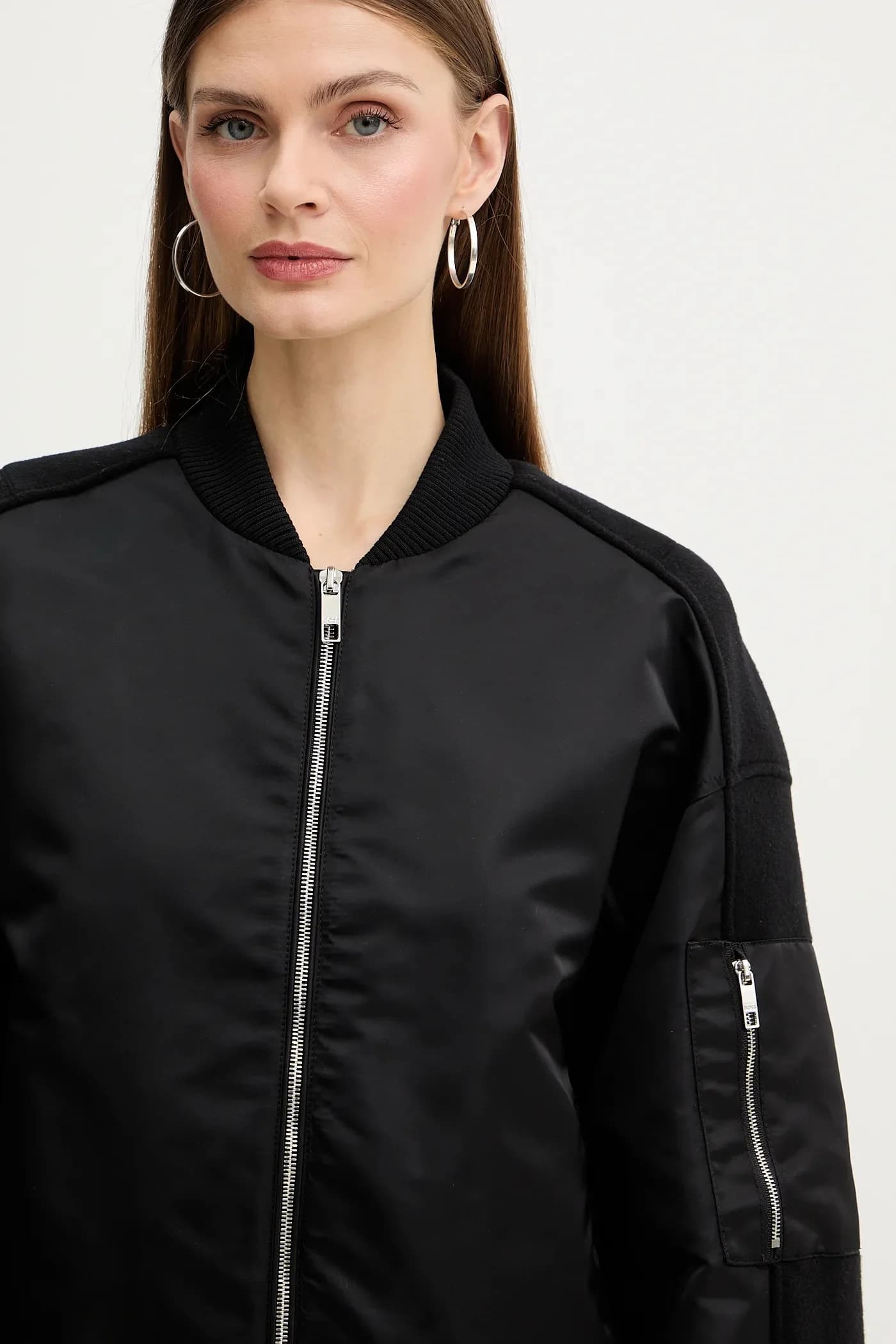 Бомбер из смесовой шерсти - фото 4