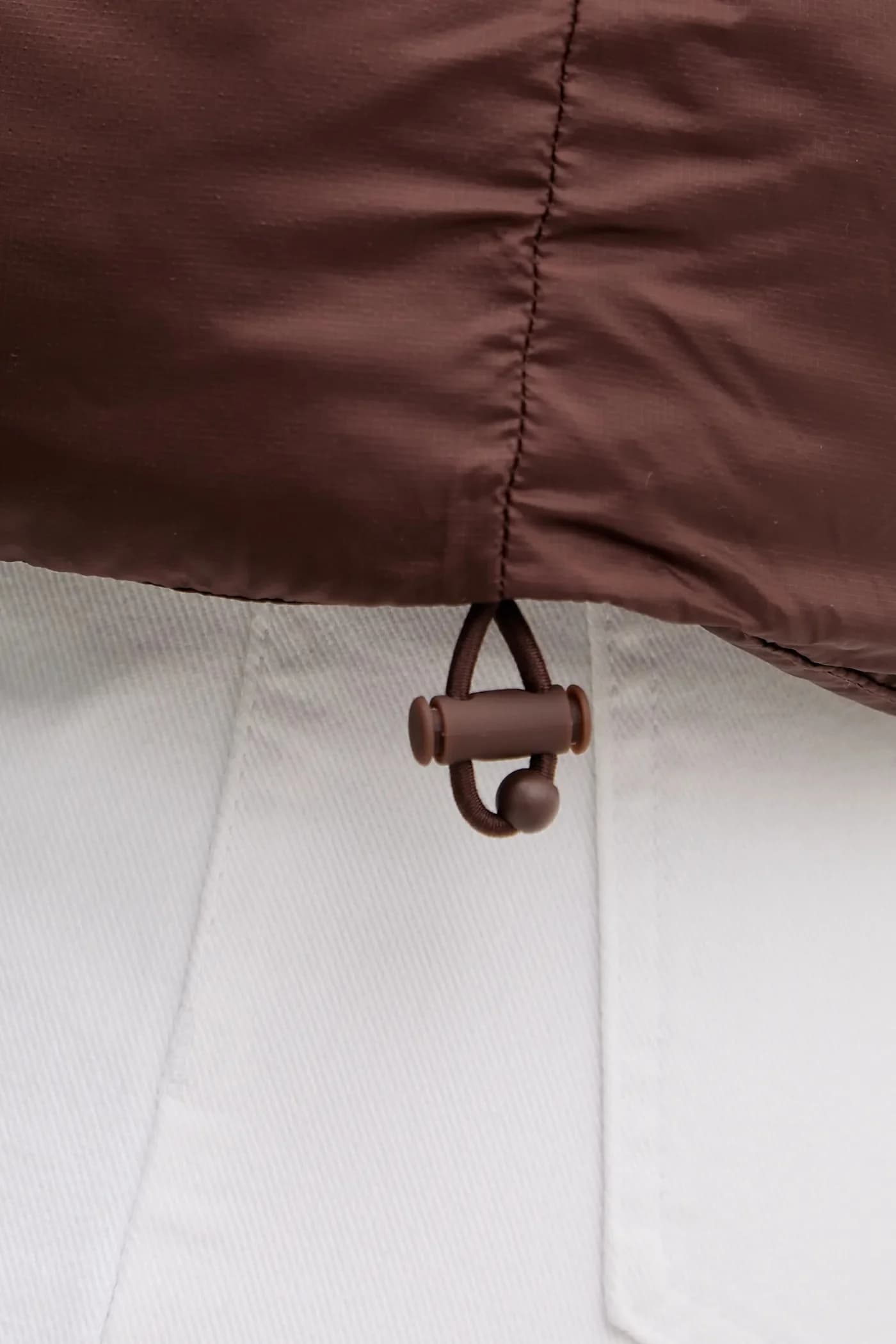 Короткая куртка-пуховик - фото 5