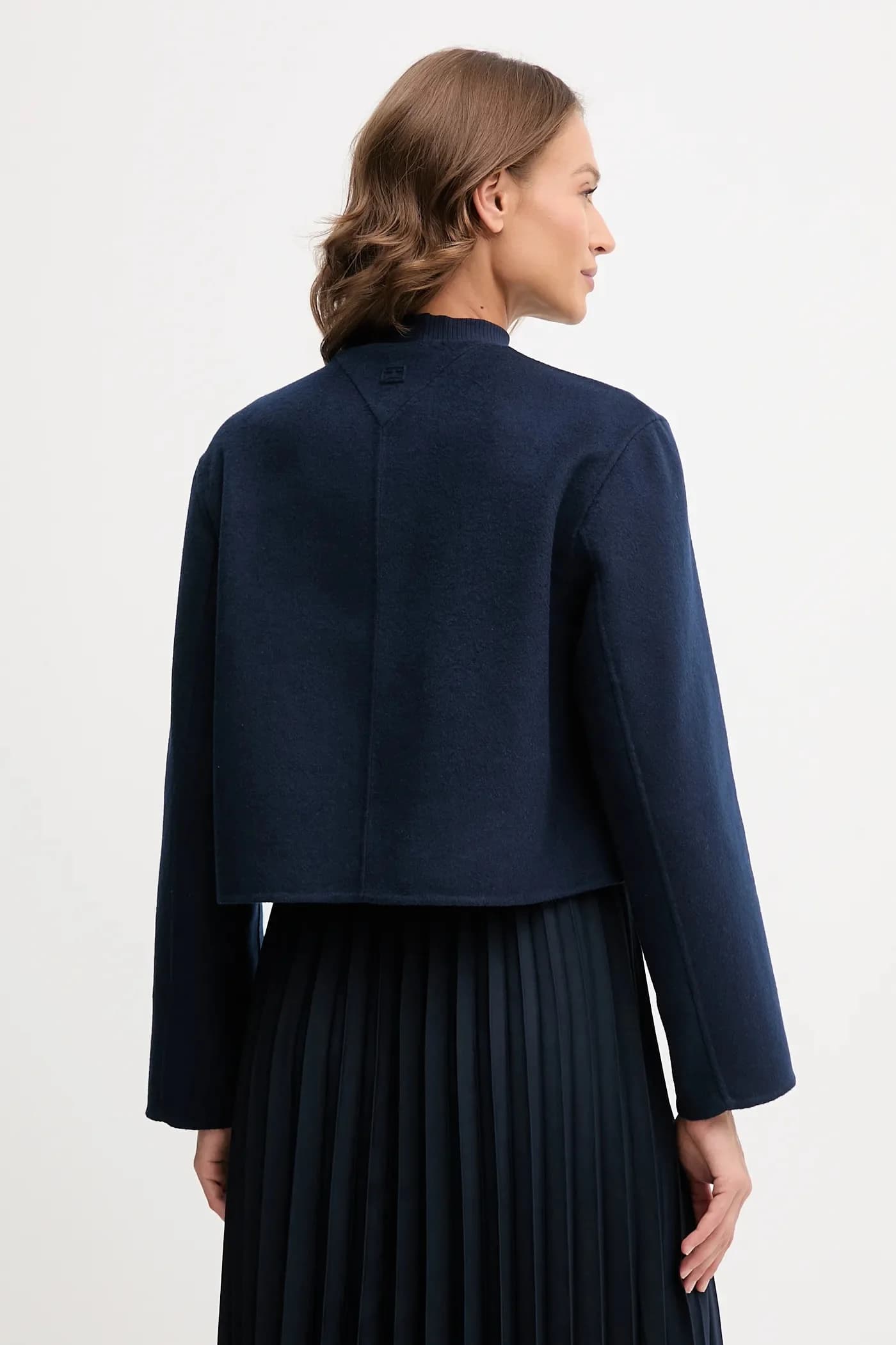 Шерстяная куртка - фото 3