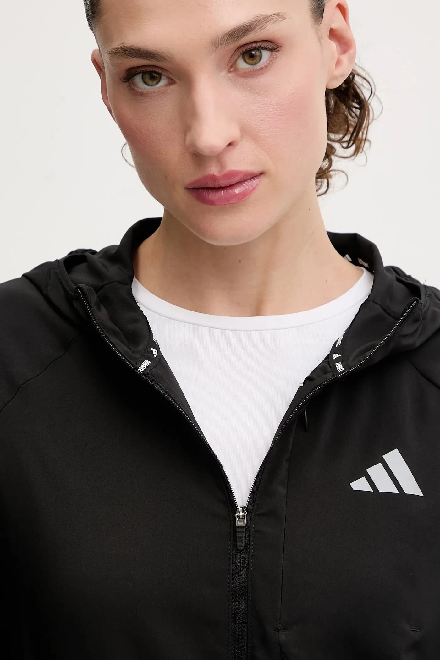 беговая куртка Run Essentials - фото 4