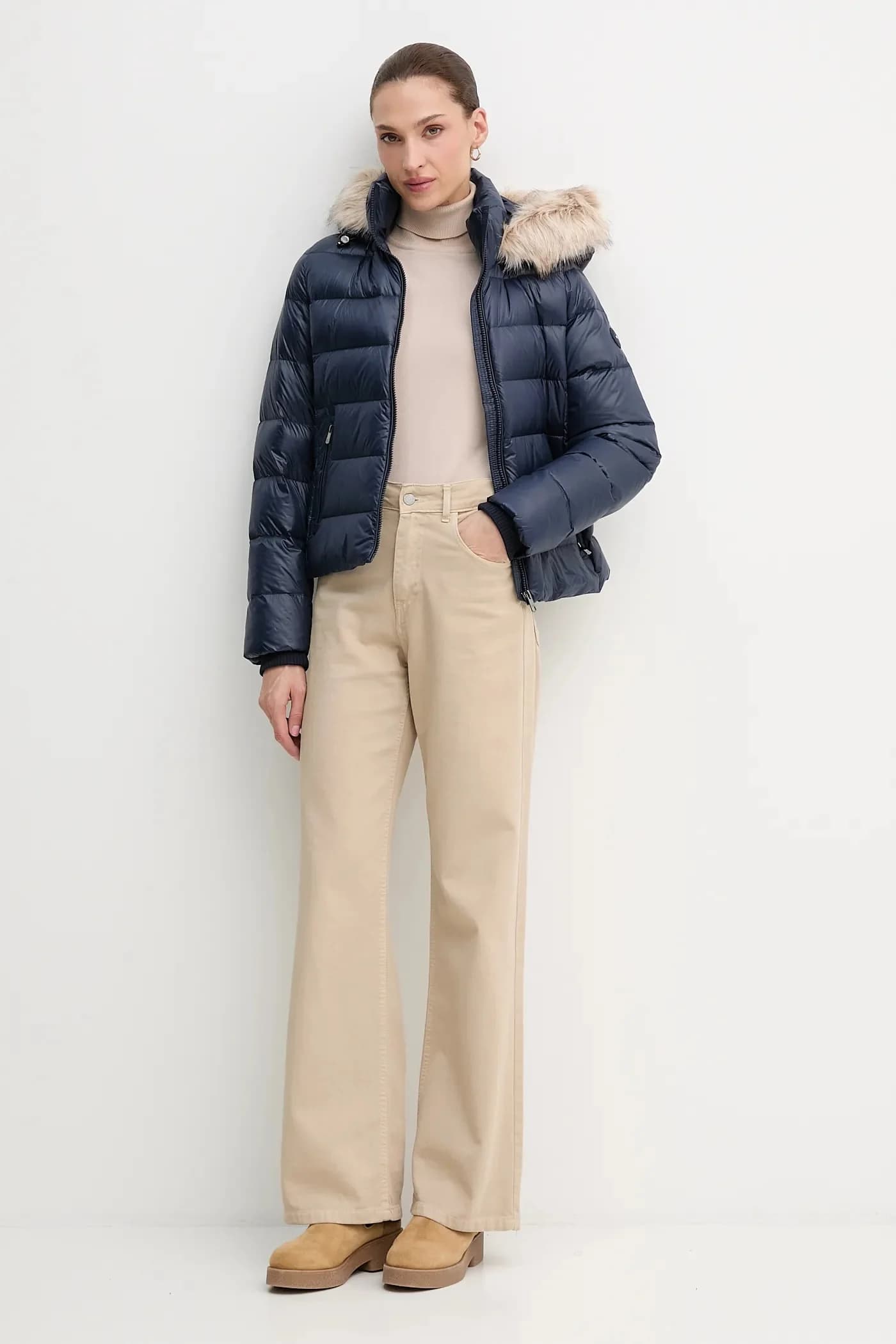 Пуховик - фото 2