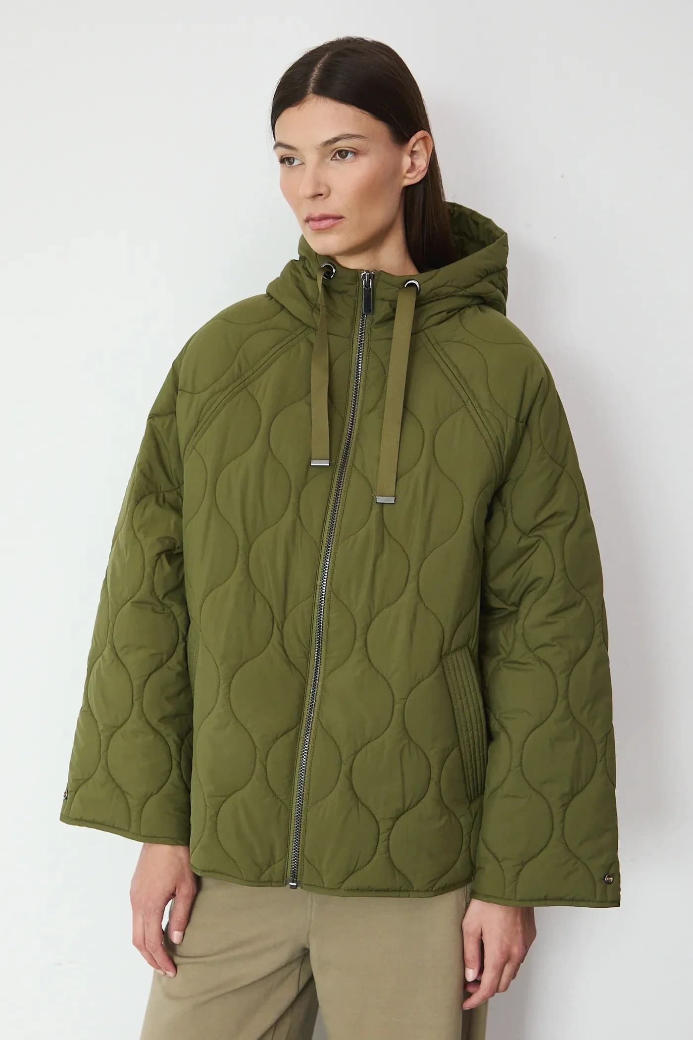 Женская стеганая куртка - фото 3