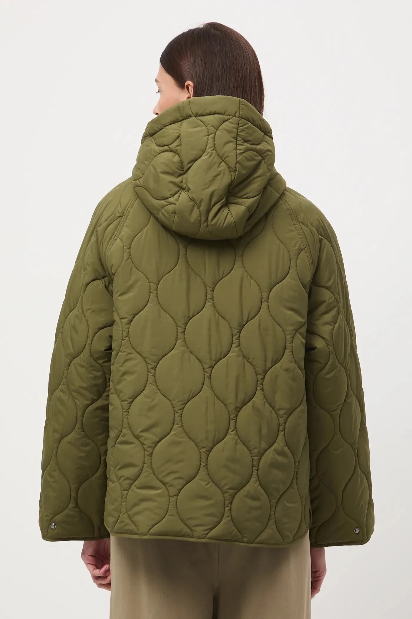 Женская стеганая куртка - фото 5