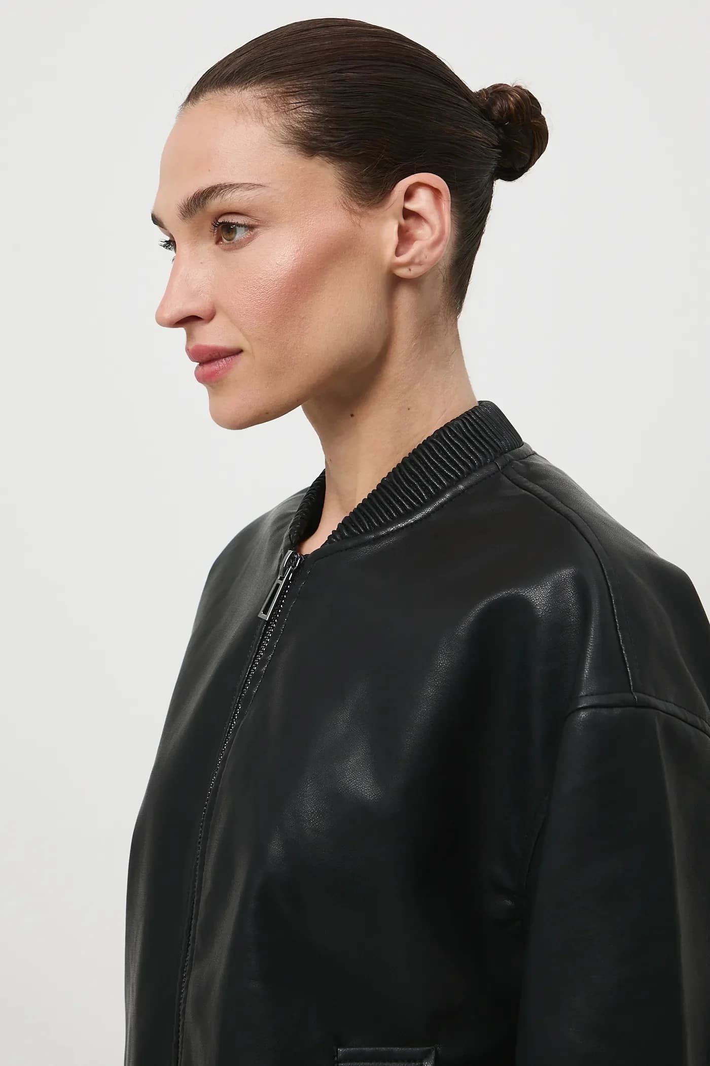 Куртка-бомбер - фото 5