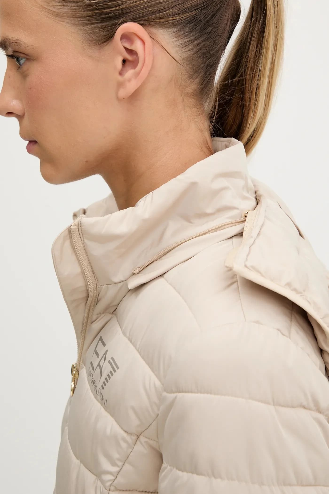 Куртка - фото 6