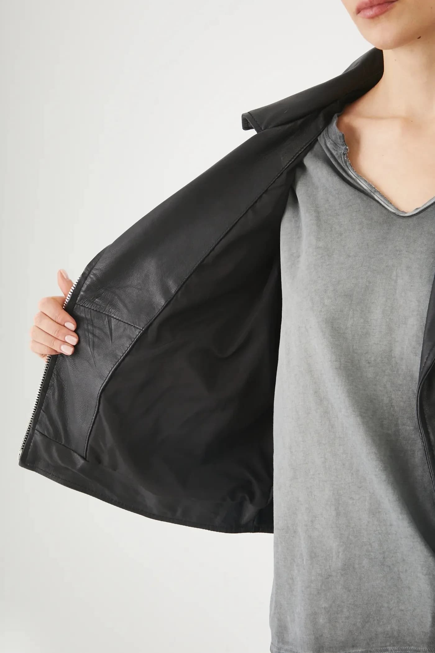 Кожаная куртка - фото 7