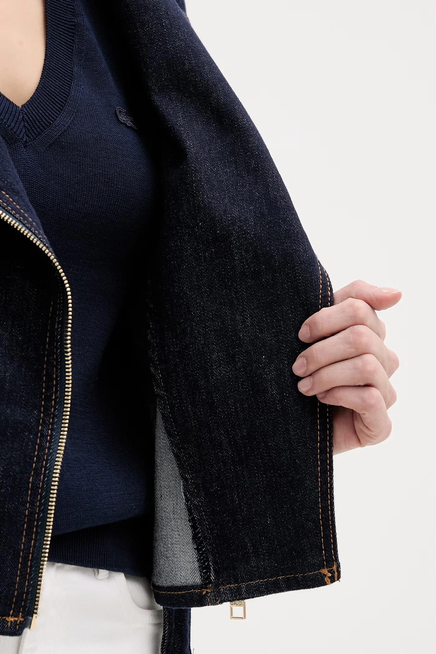 Джинсовая куртка - фото 6