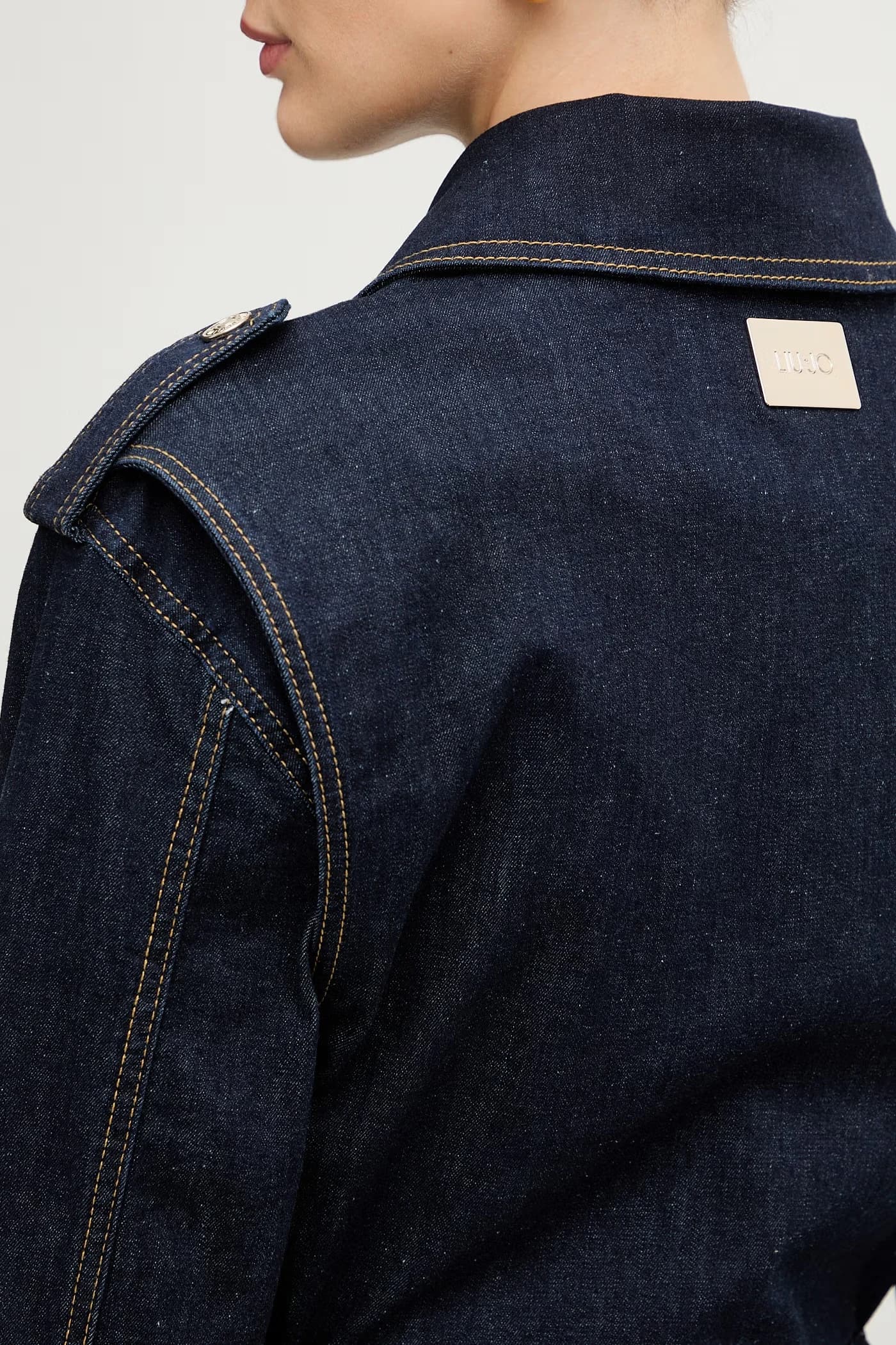 Джинсовая куртка - фото 5