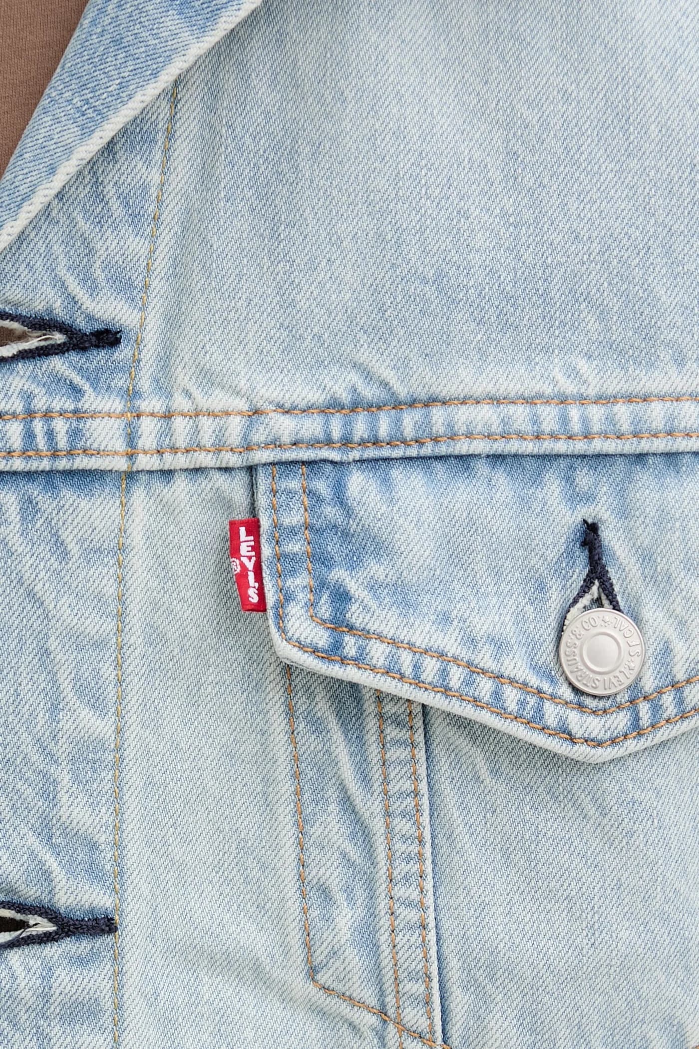 Джинсовая куртка РАССЛАБЛЕННОГО КРОЯ - фото 11