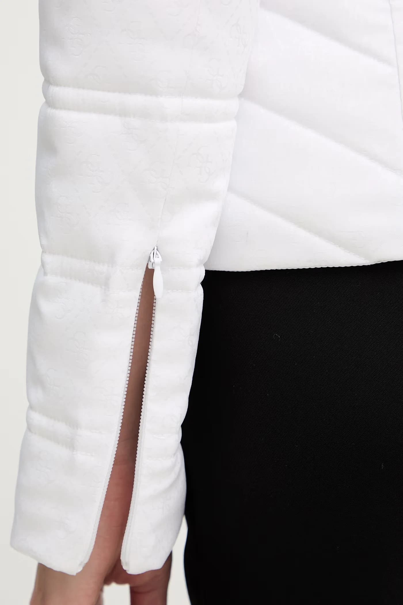 НОВАЯ куртка VONA - фото 5