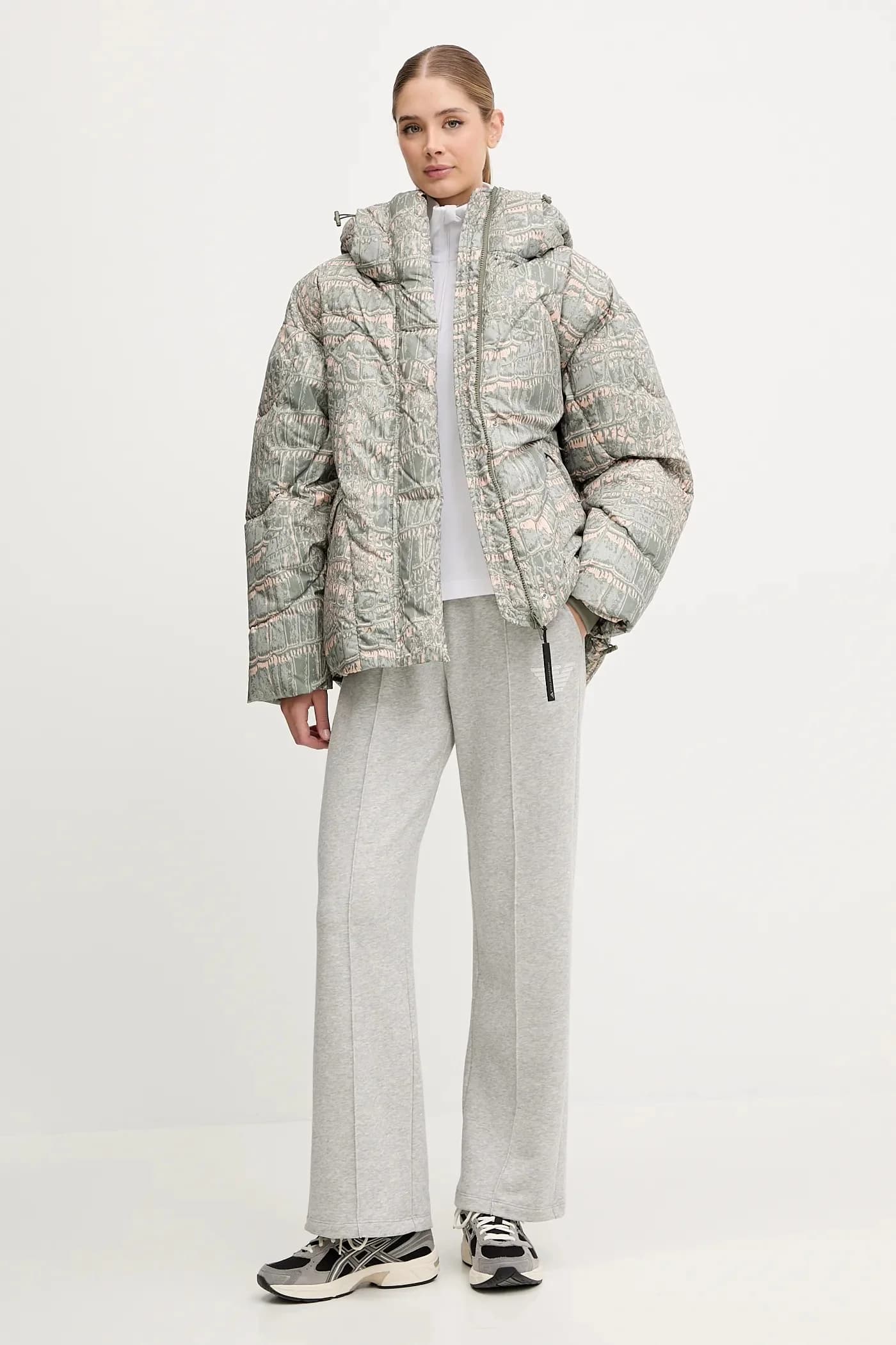 Куртка - фото 2