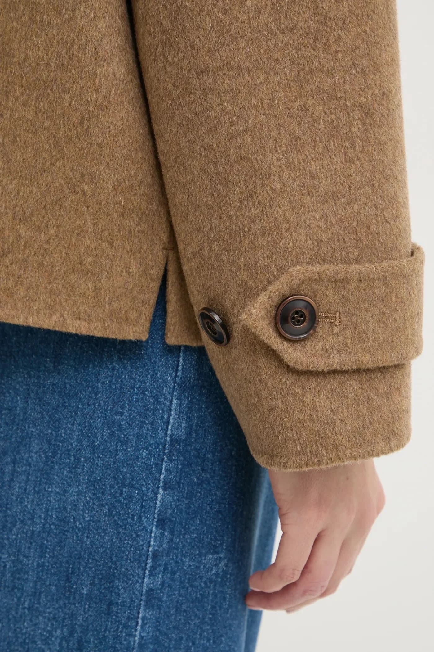 Шерстяная куртка - фото 5