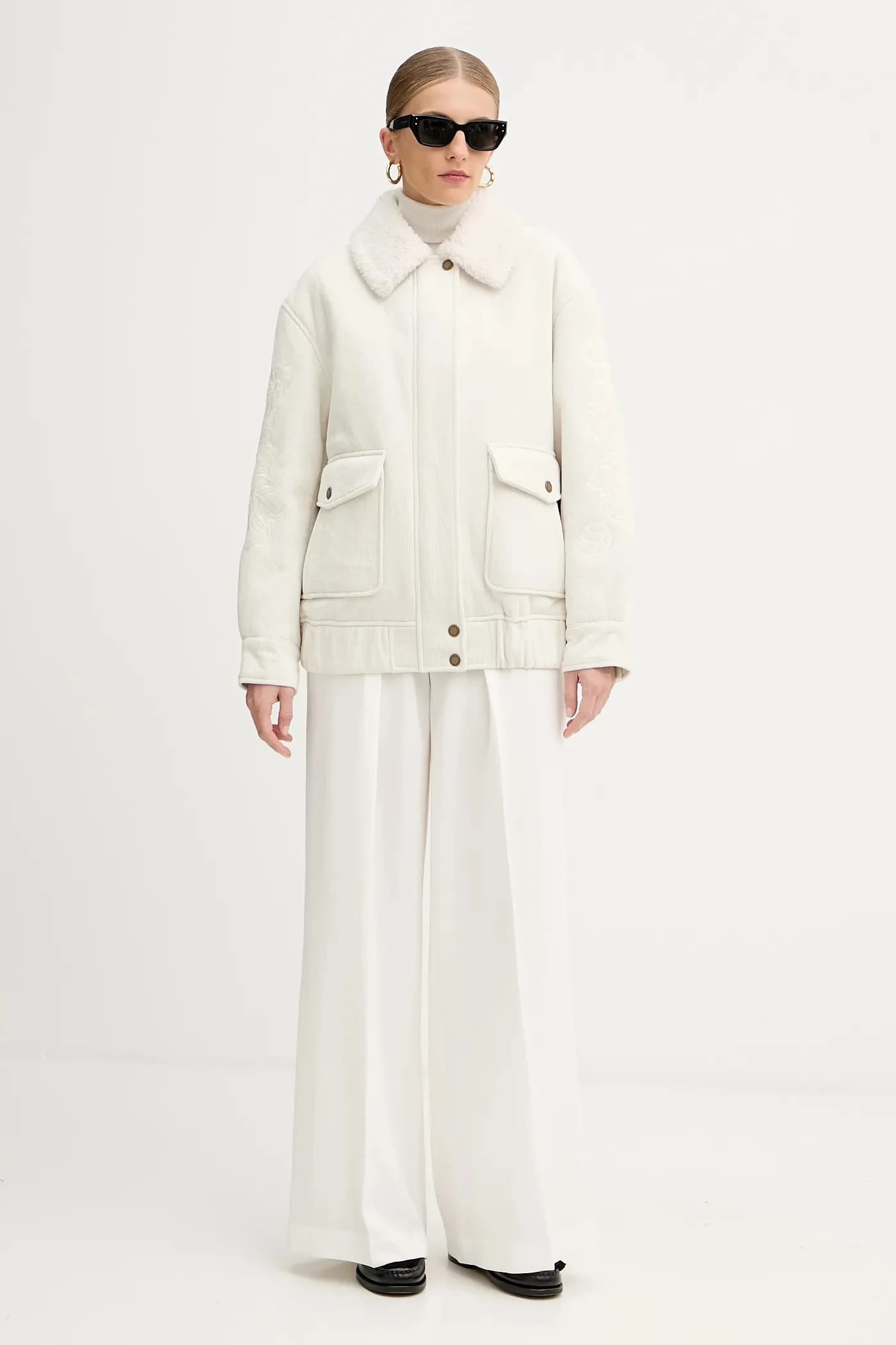 Вельветовая куртка - фото 2