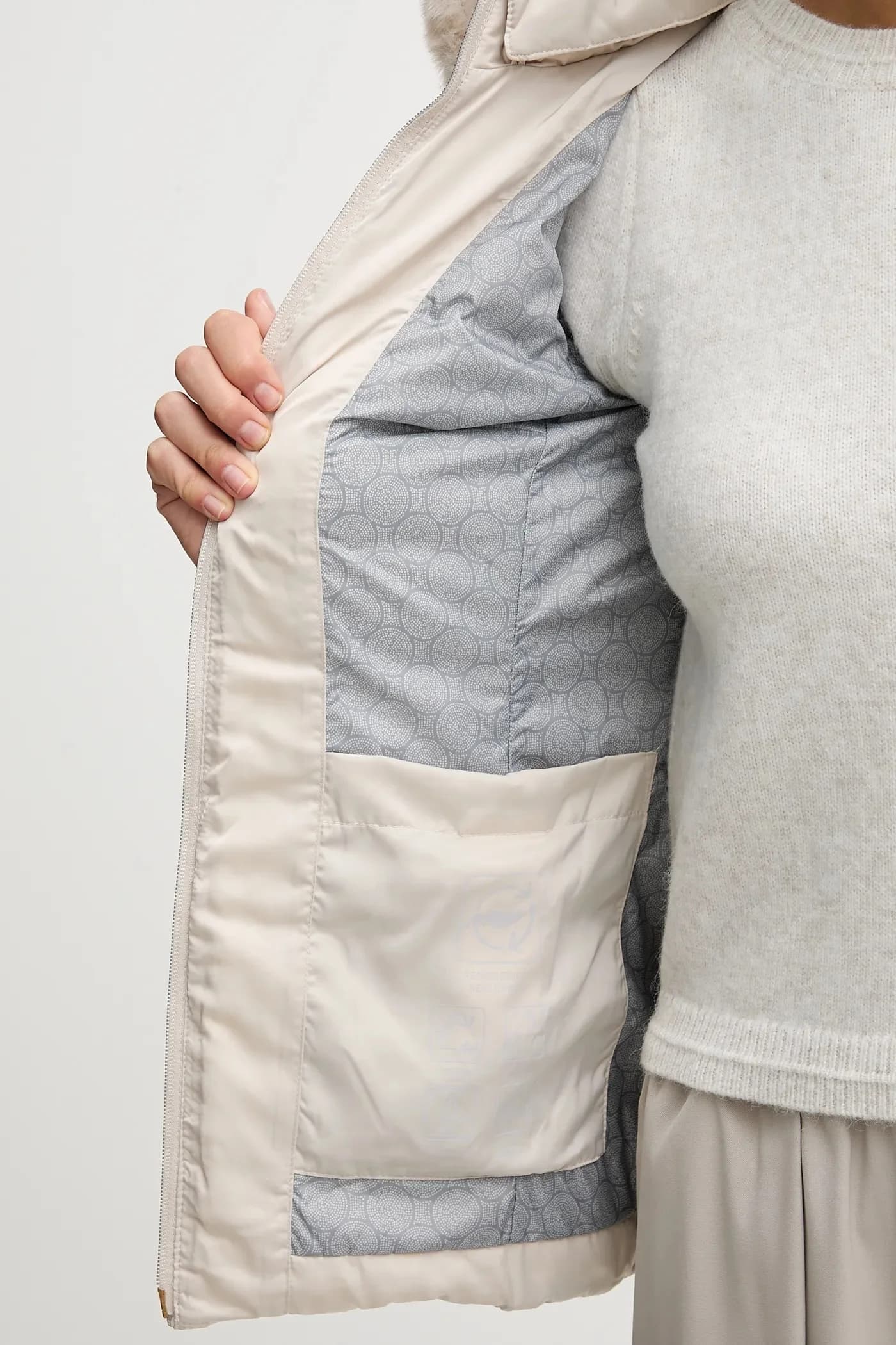 пуховик BETTANIE - фото 7