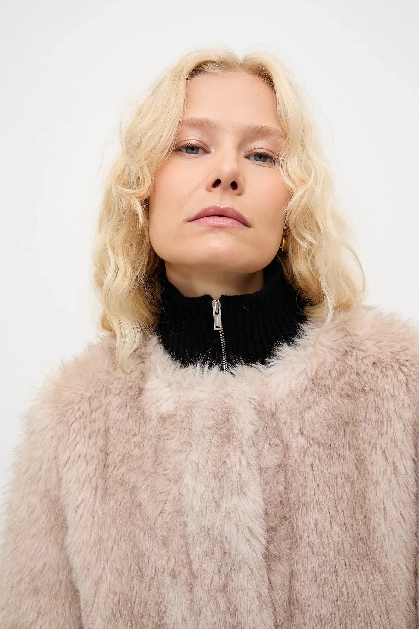 Куртка - фото 6