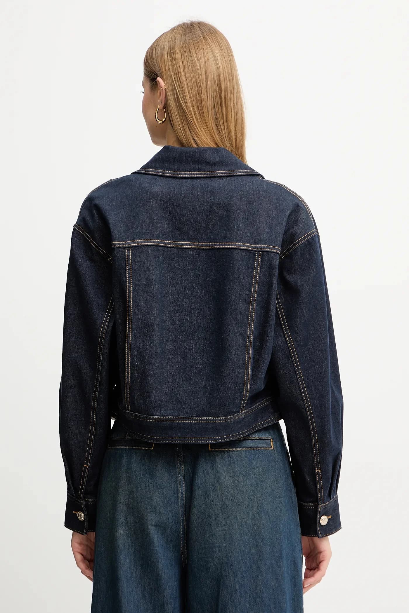 Джинсовая куртка - фото 3