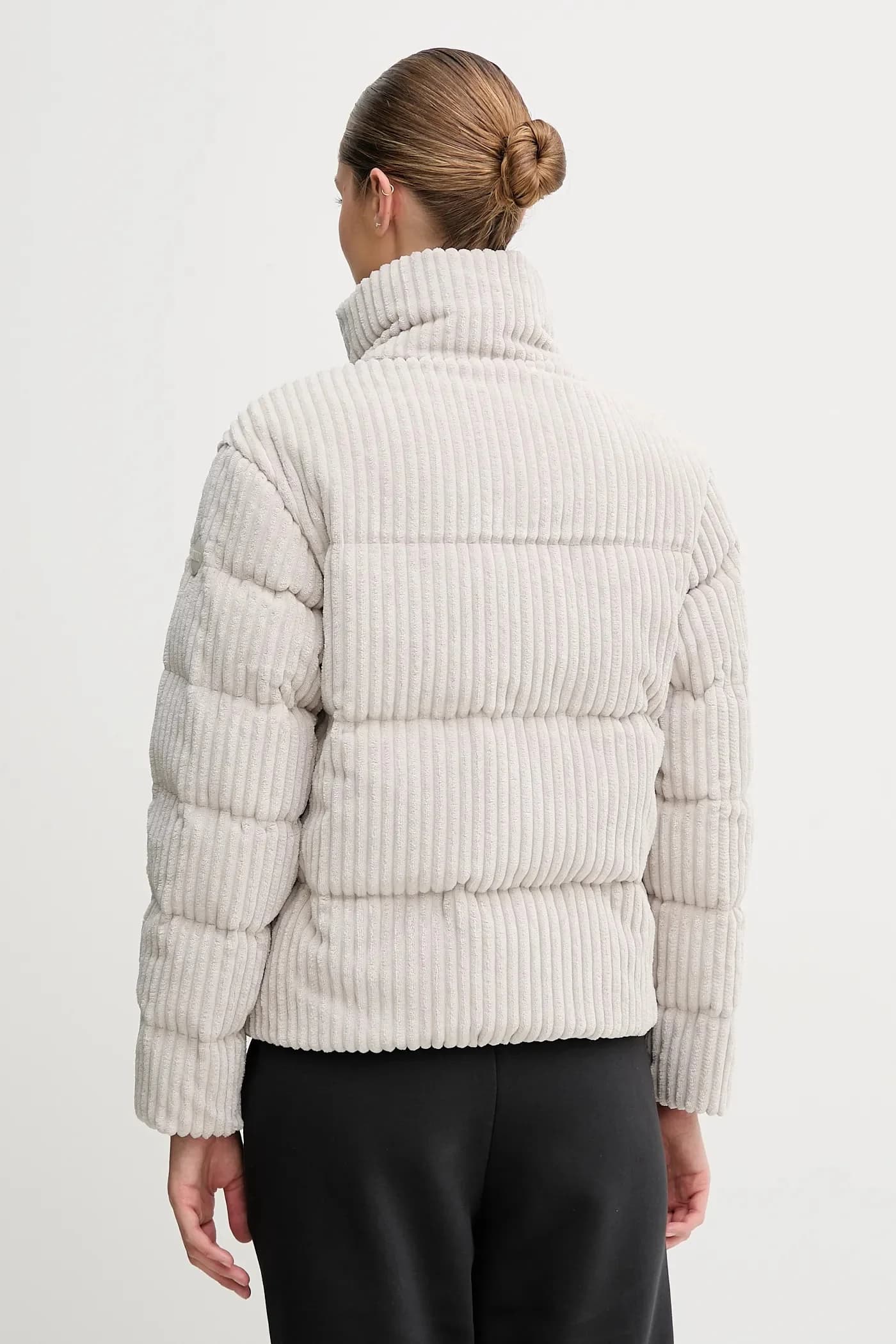 Пуховая вельветовая куртка - фото 3