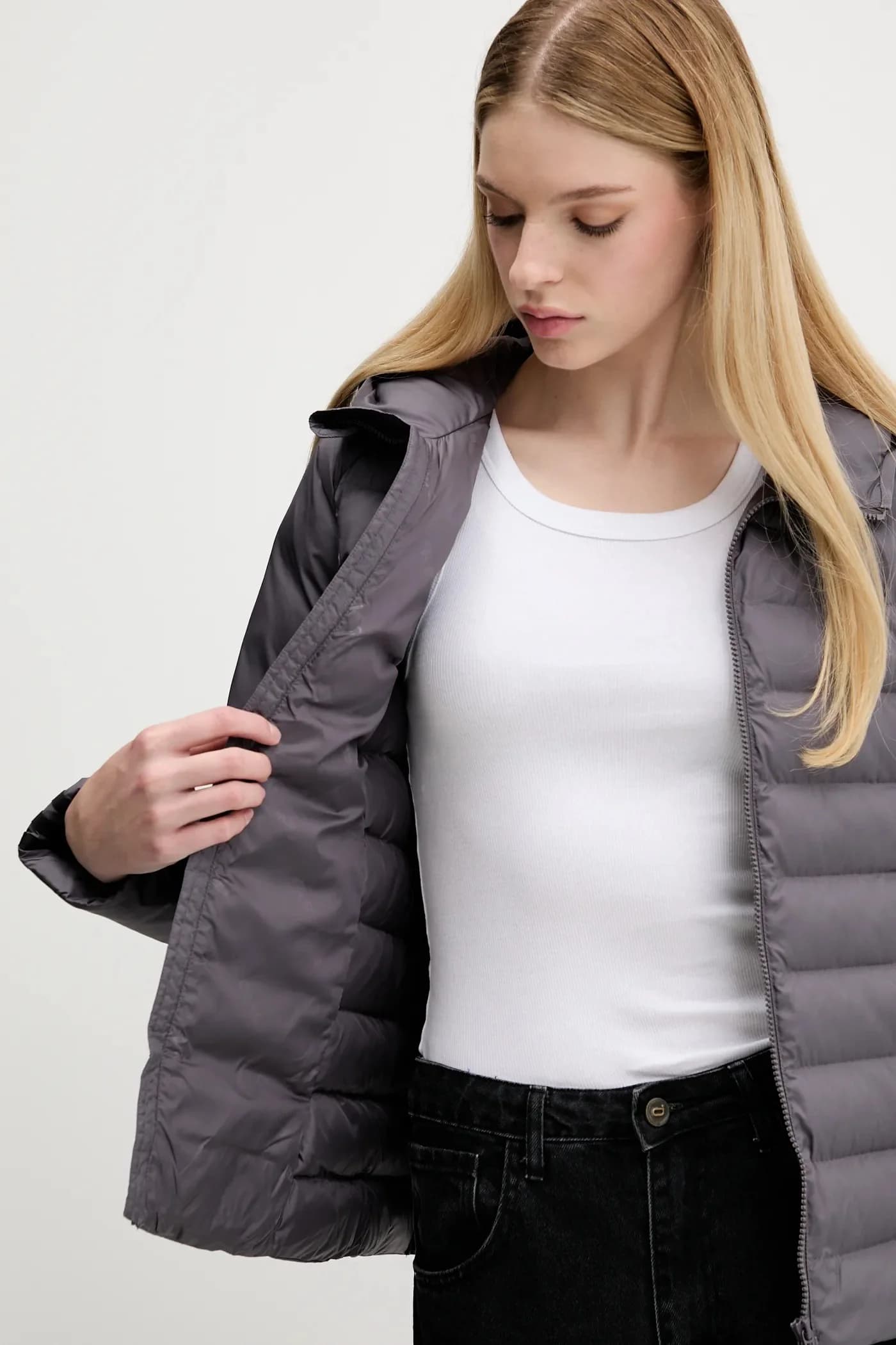 Тонкая куртка - фото 6