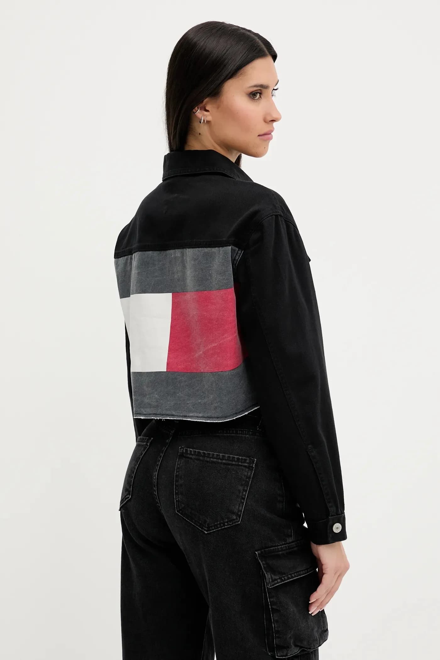 Джинсовая куртка