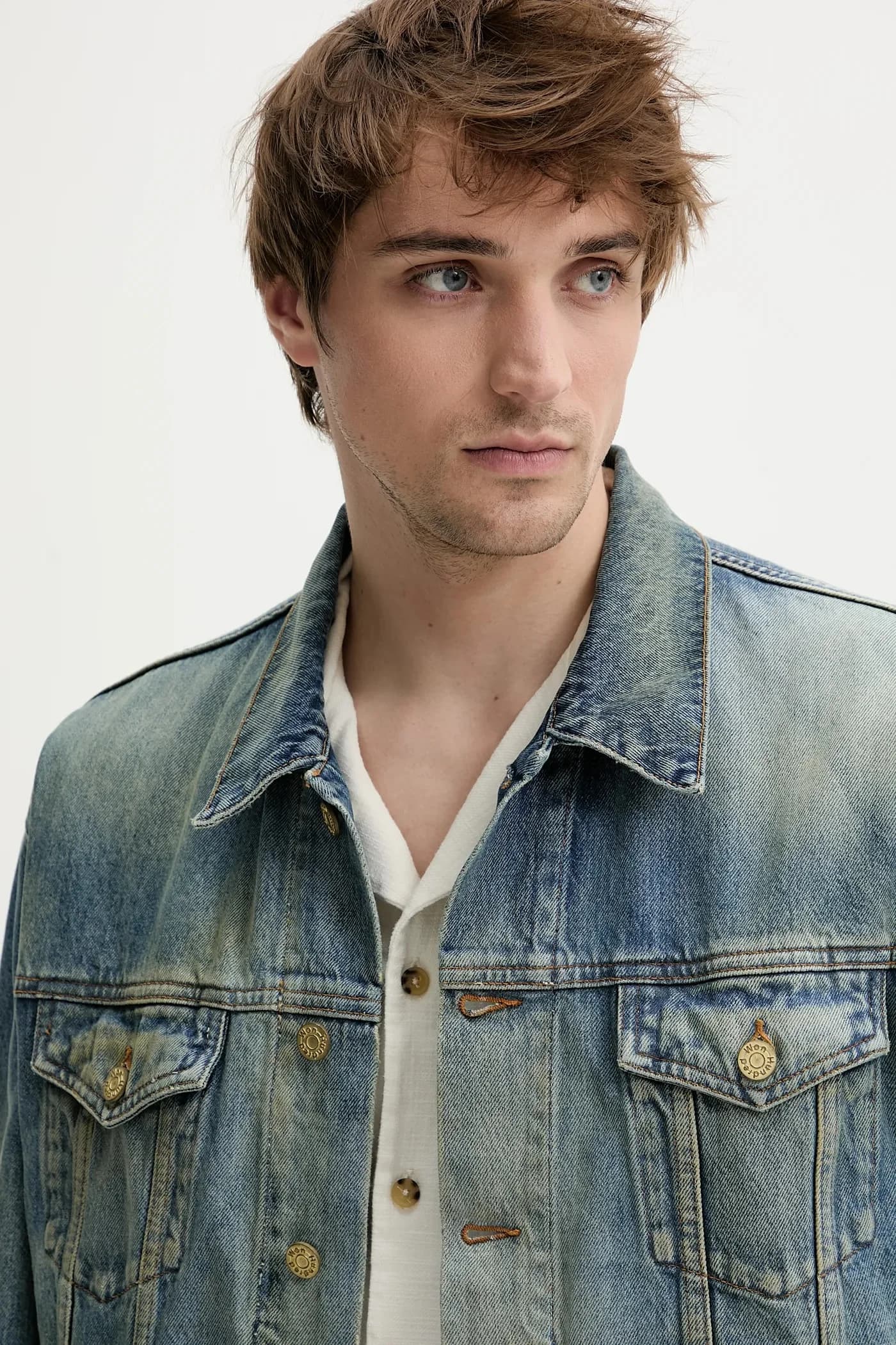 Джинсовая куртка - фото 7