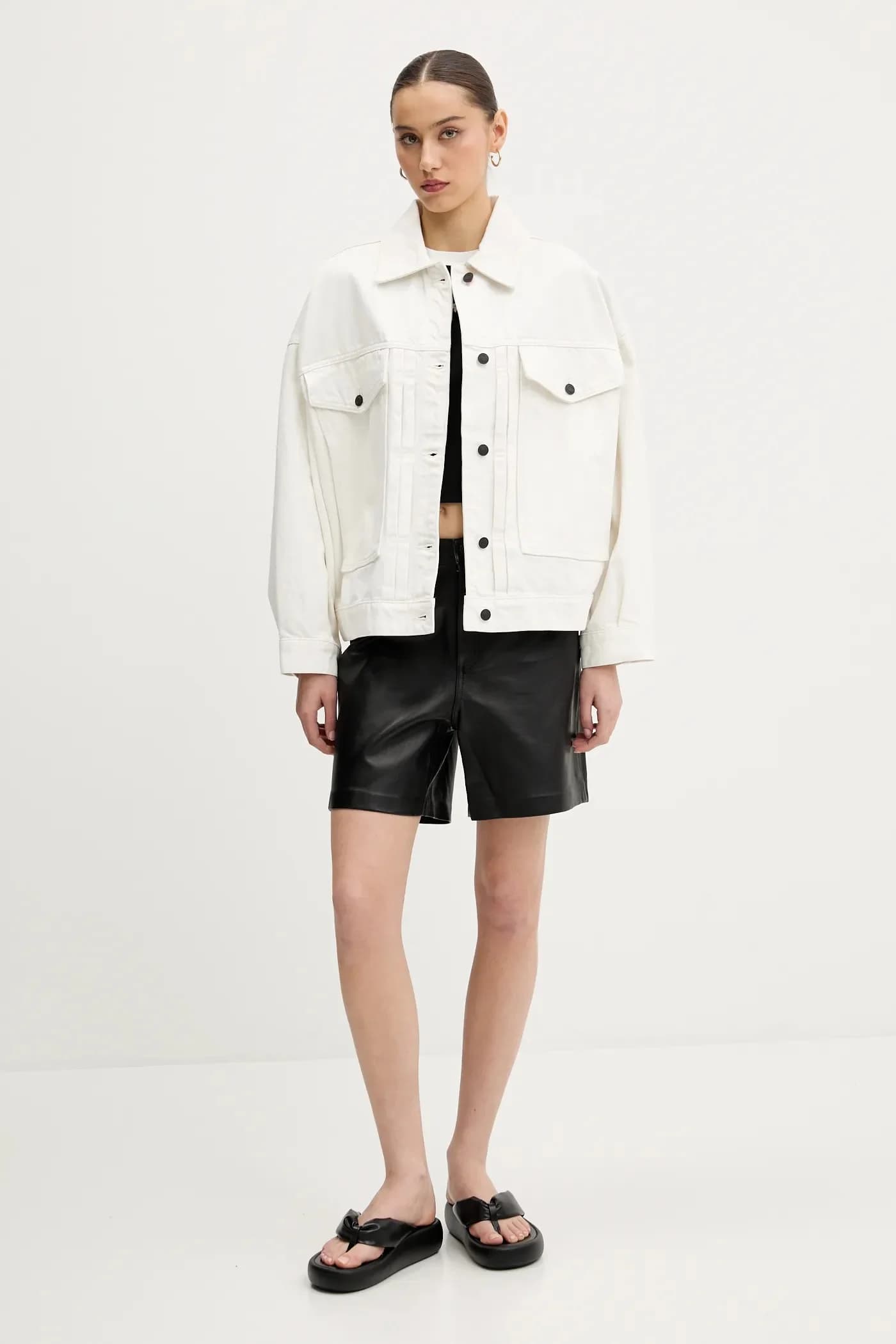 Джинсовая куртка - фото 2