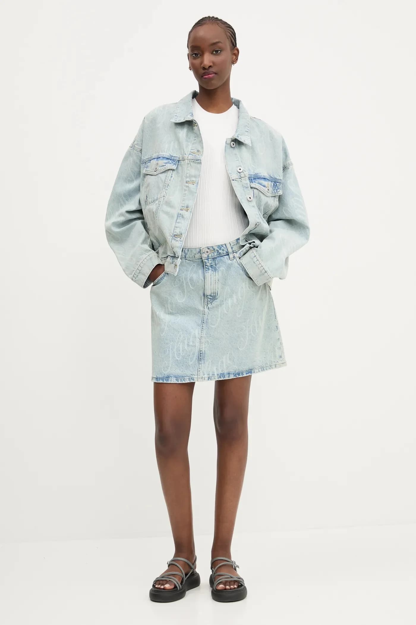 Джинсовая куртка - фото 2