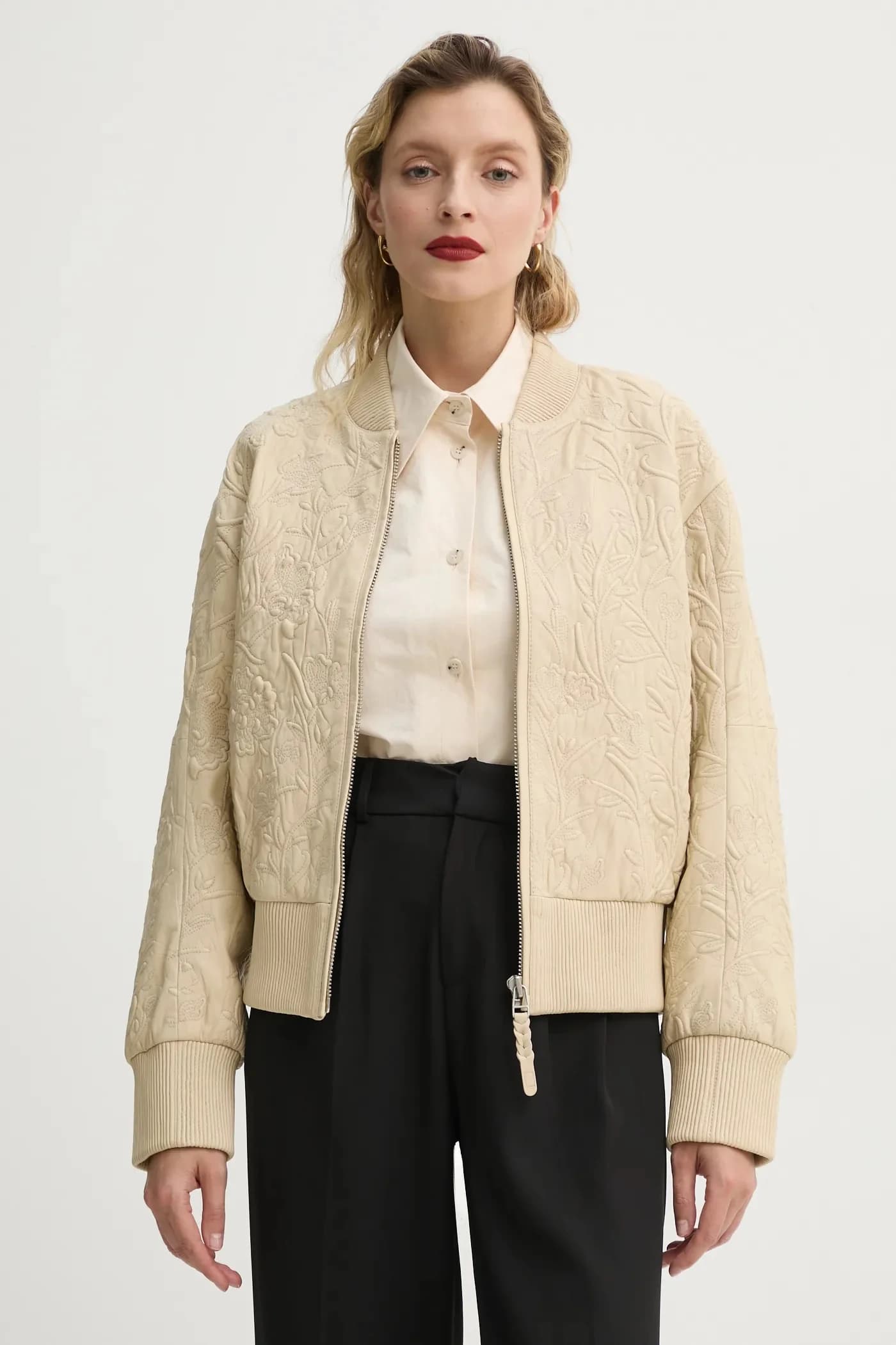 Кожаная куртка-бомбер FERRIL