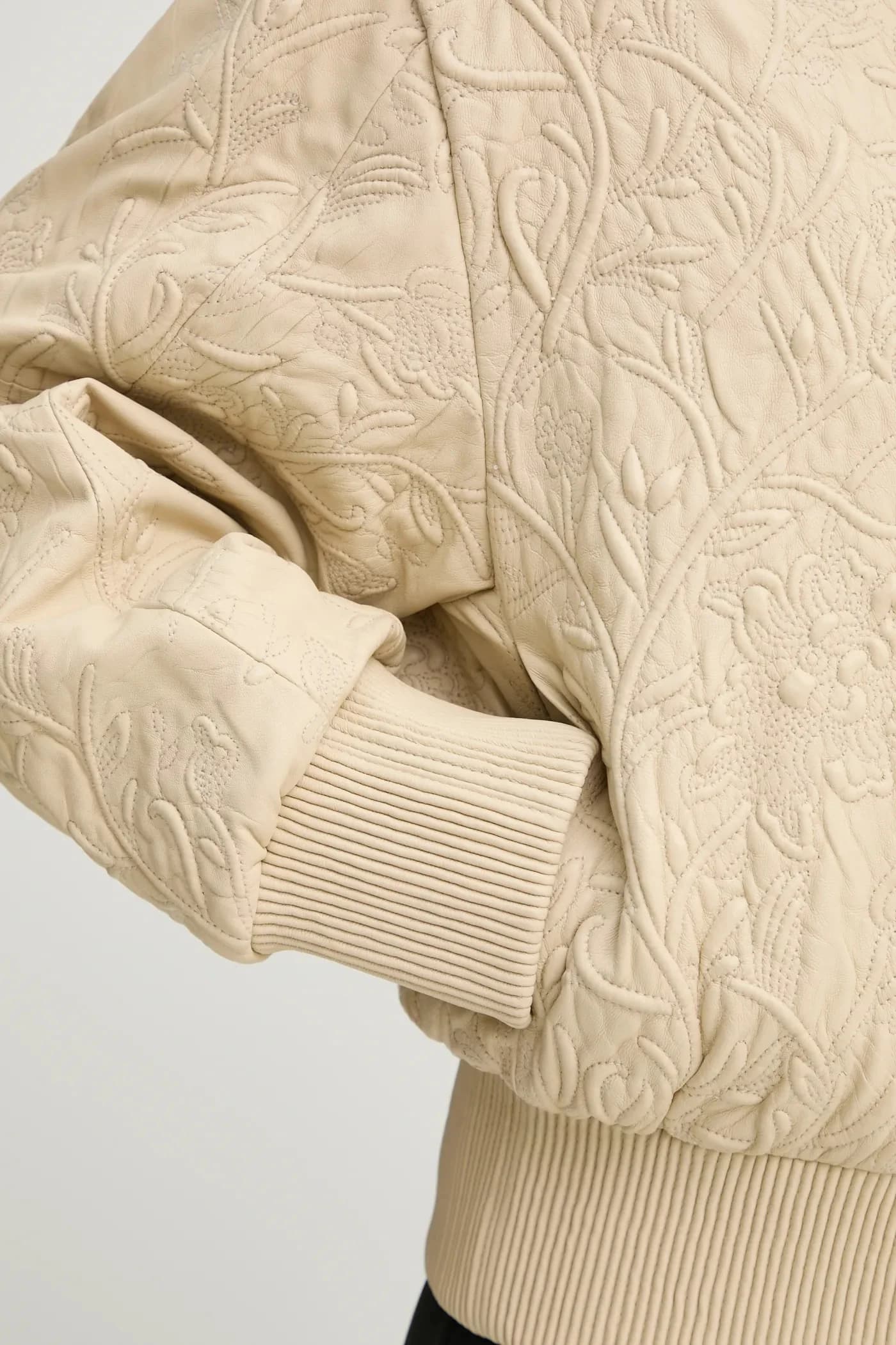 кожаная куртка-бомбер FERRIL - фото 6