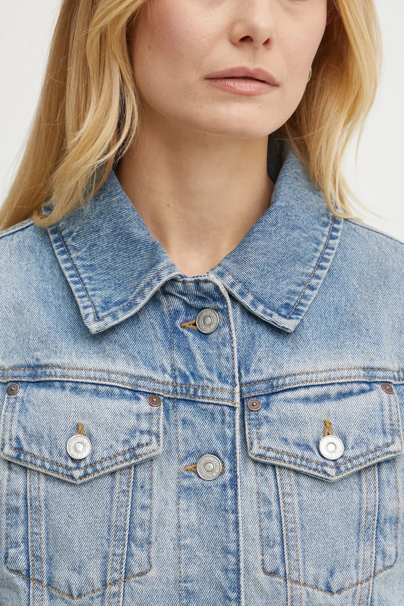 Джинсовая куртка - фото 5