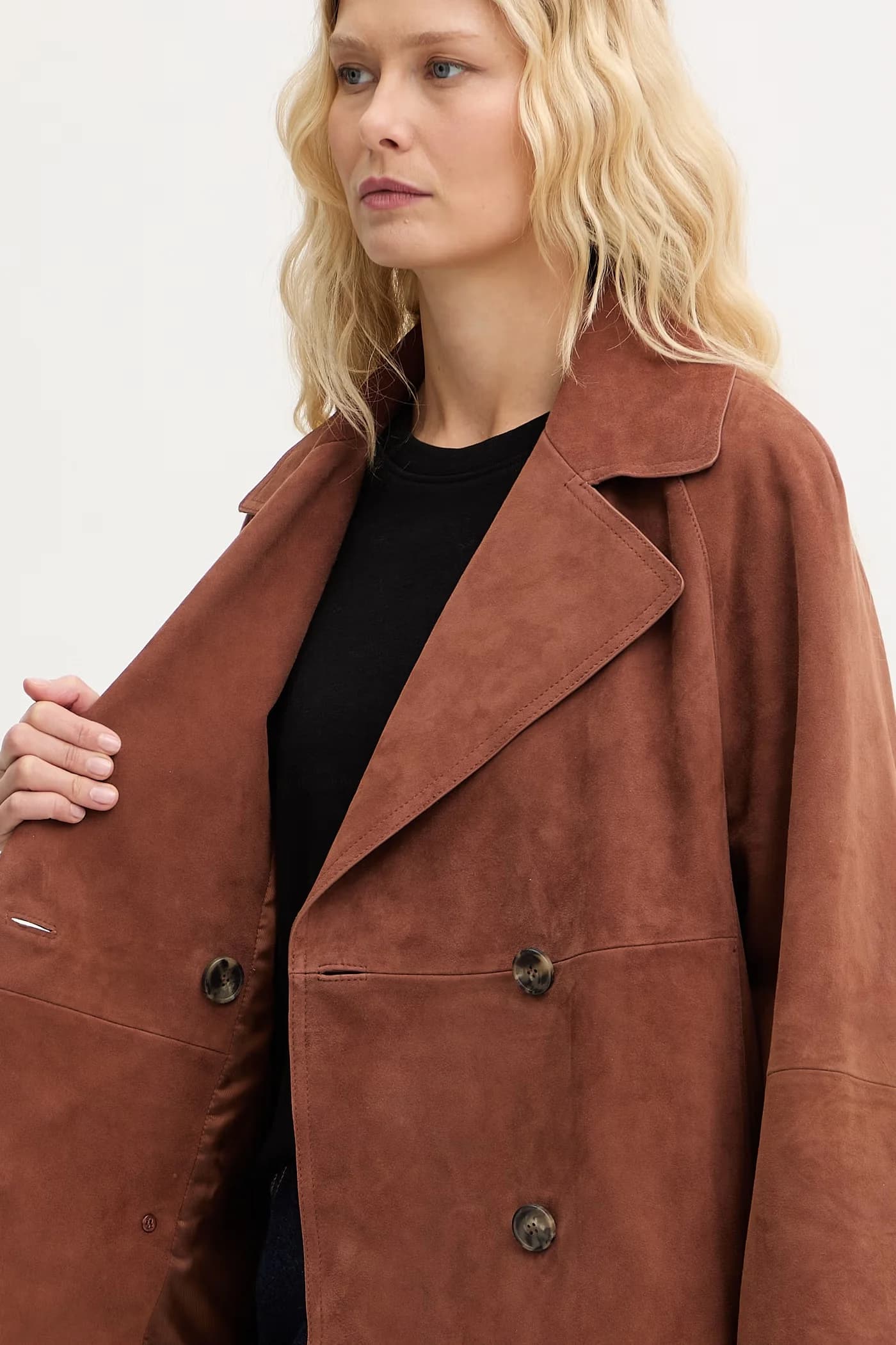 SOSPIRO женская короткая замшевая куртка - фото 6