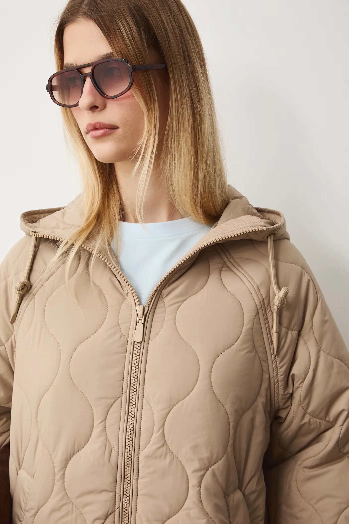 Женская стеганая куртка - фото 4