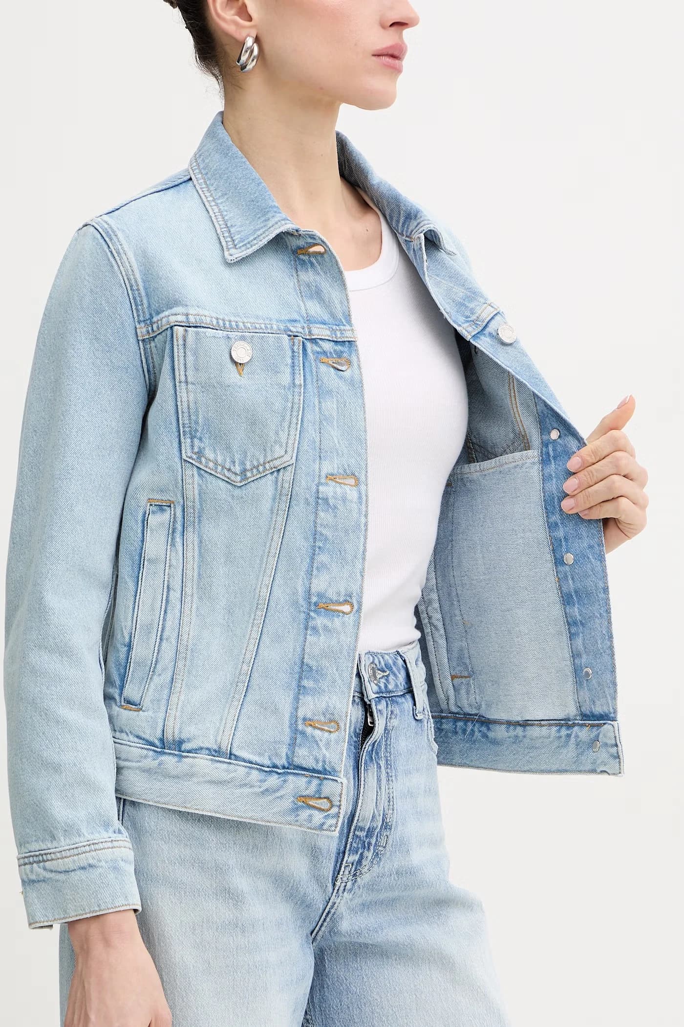 Джинсовая куртка - фото 6