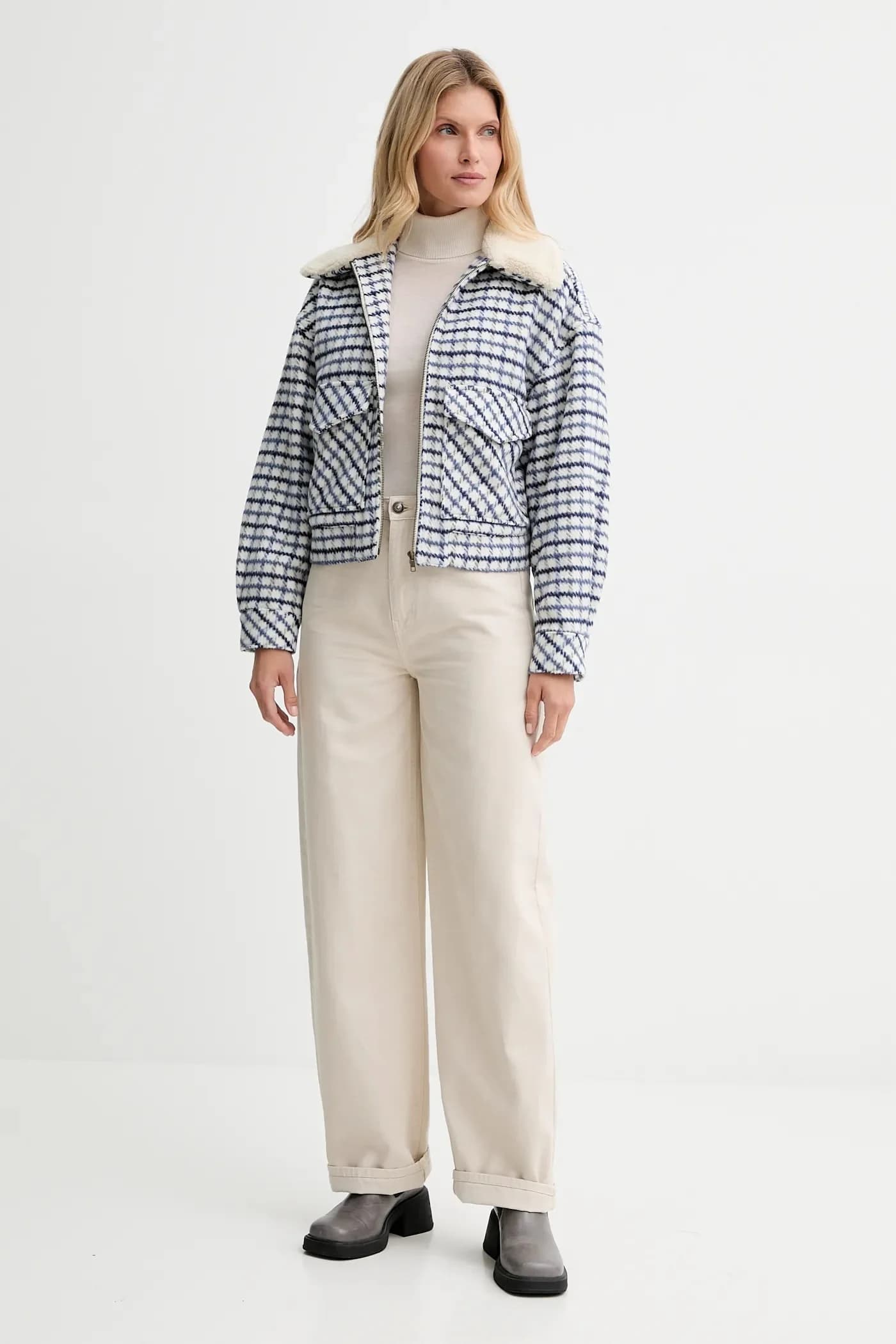 Куртка из смесовой шерсти - фото 2