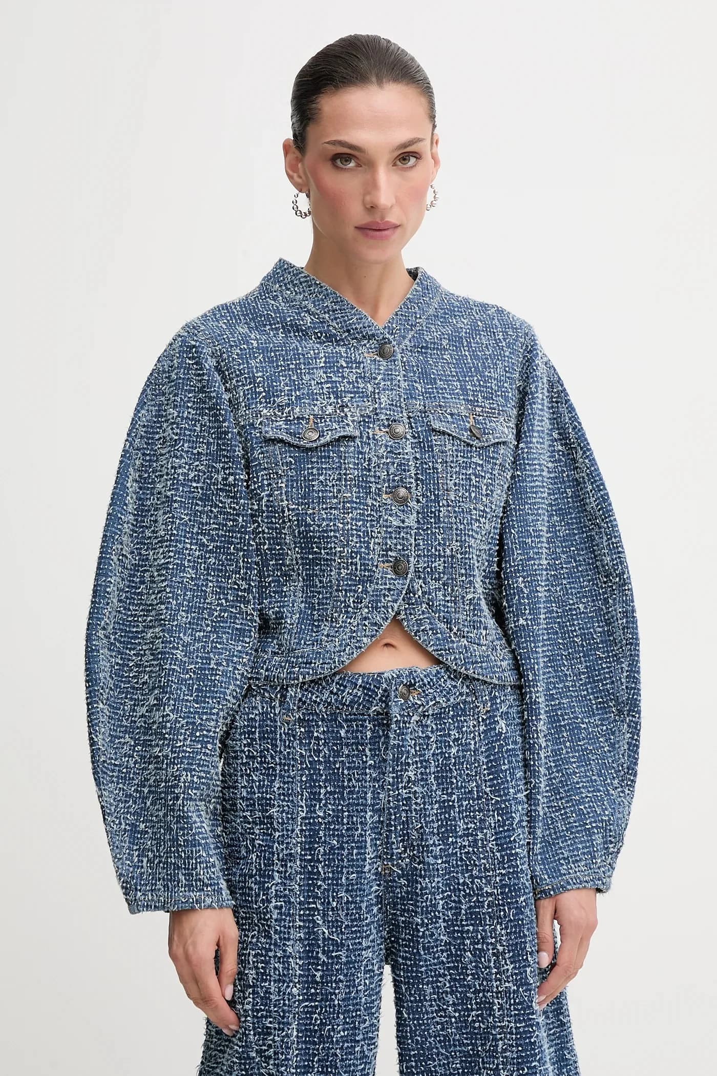 Джинсовая куртка