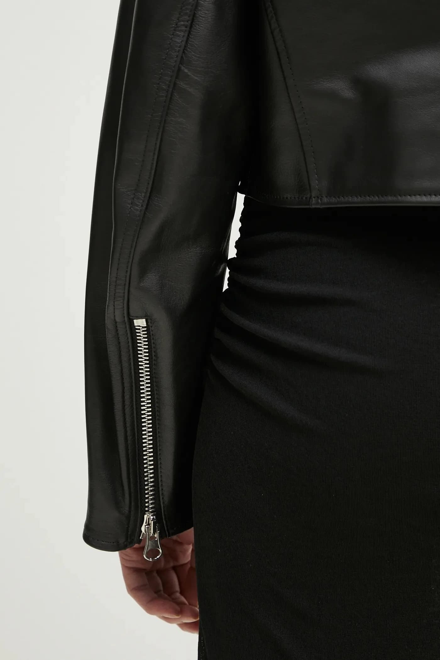 Кожаная куртка - фото 7