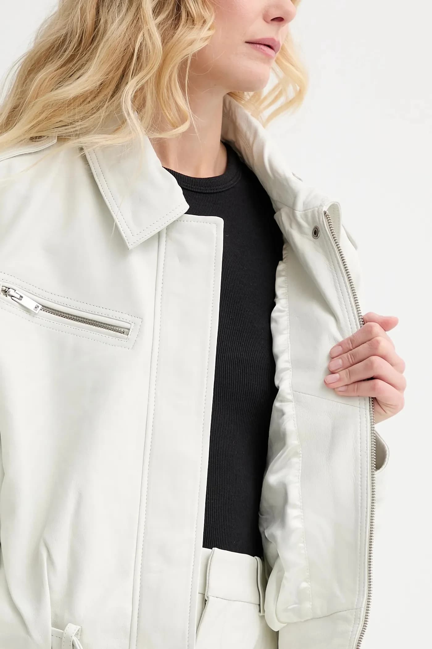 Джинсовая байкерская куртка - фото 6