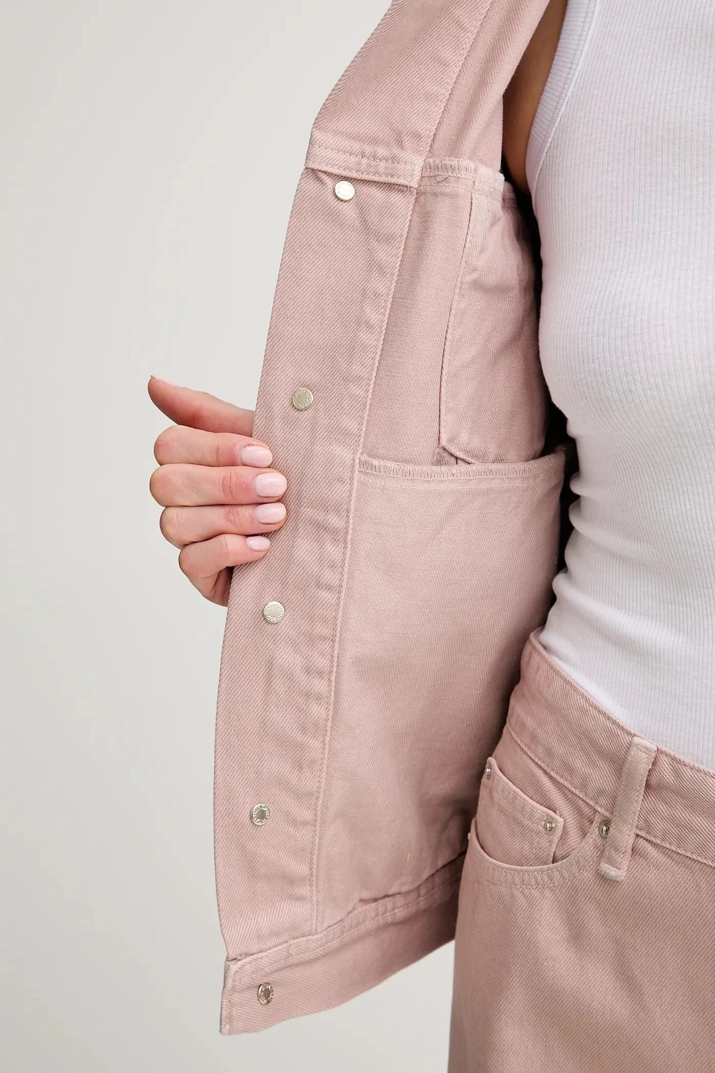 Джинсовая куртка - фото 8