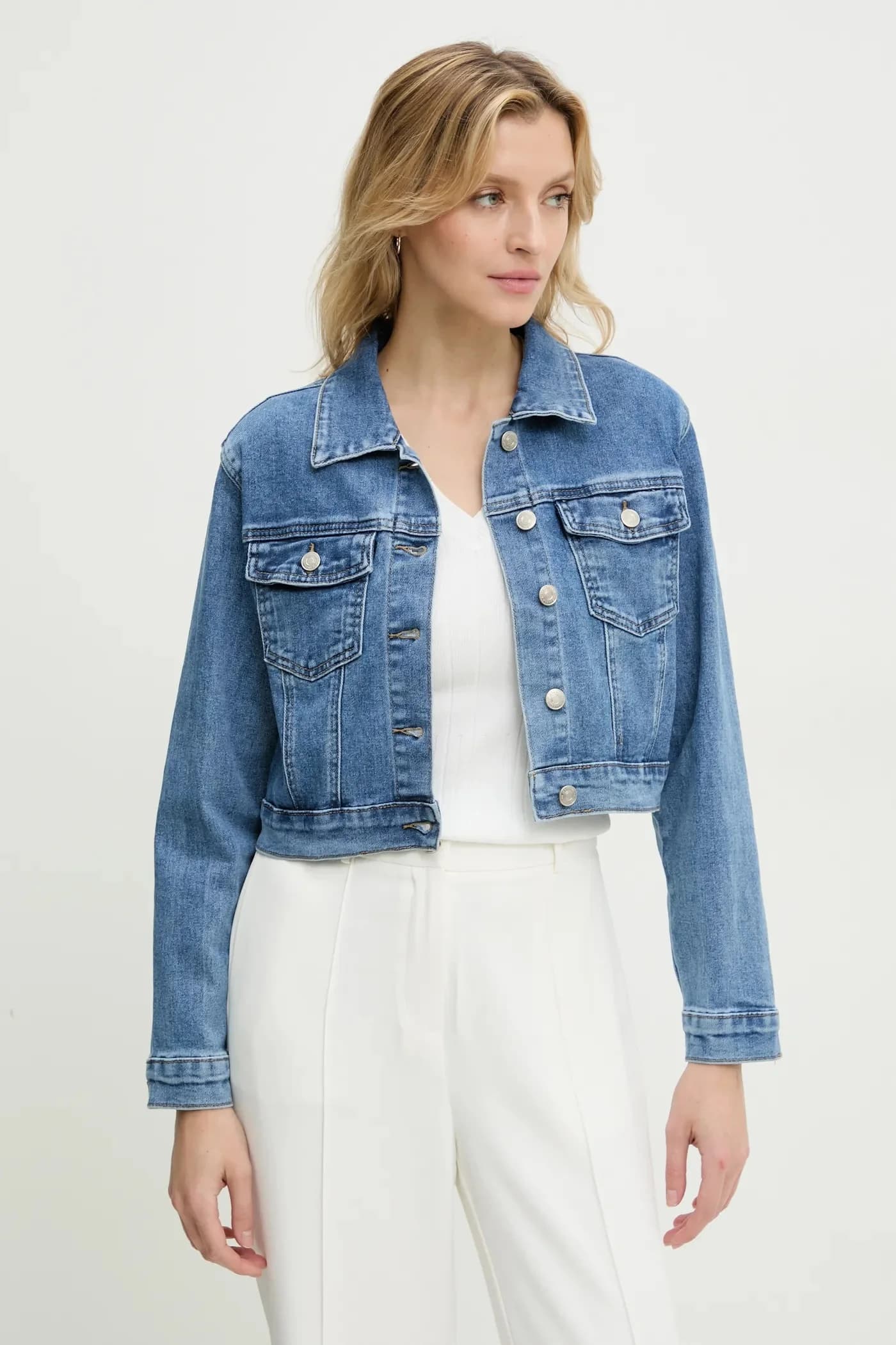 Джинсовая куртка