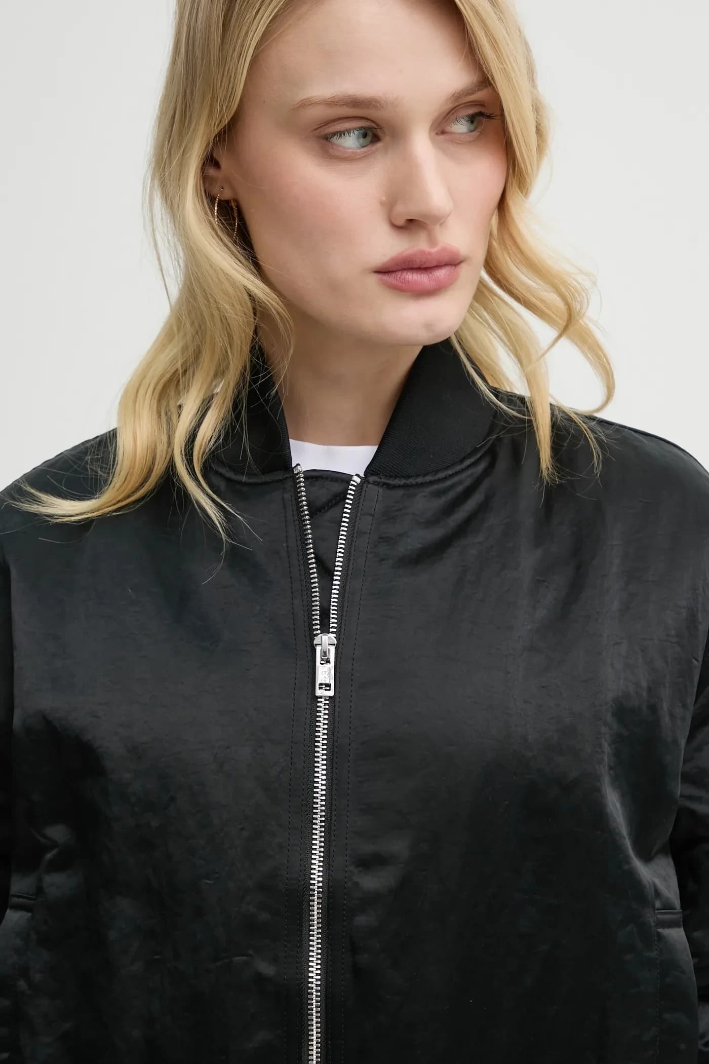 Куртка-бомбер - фото 4