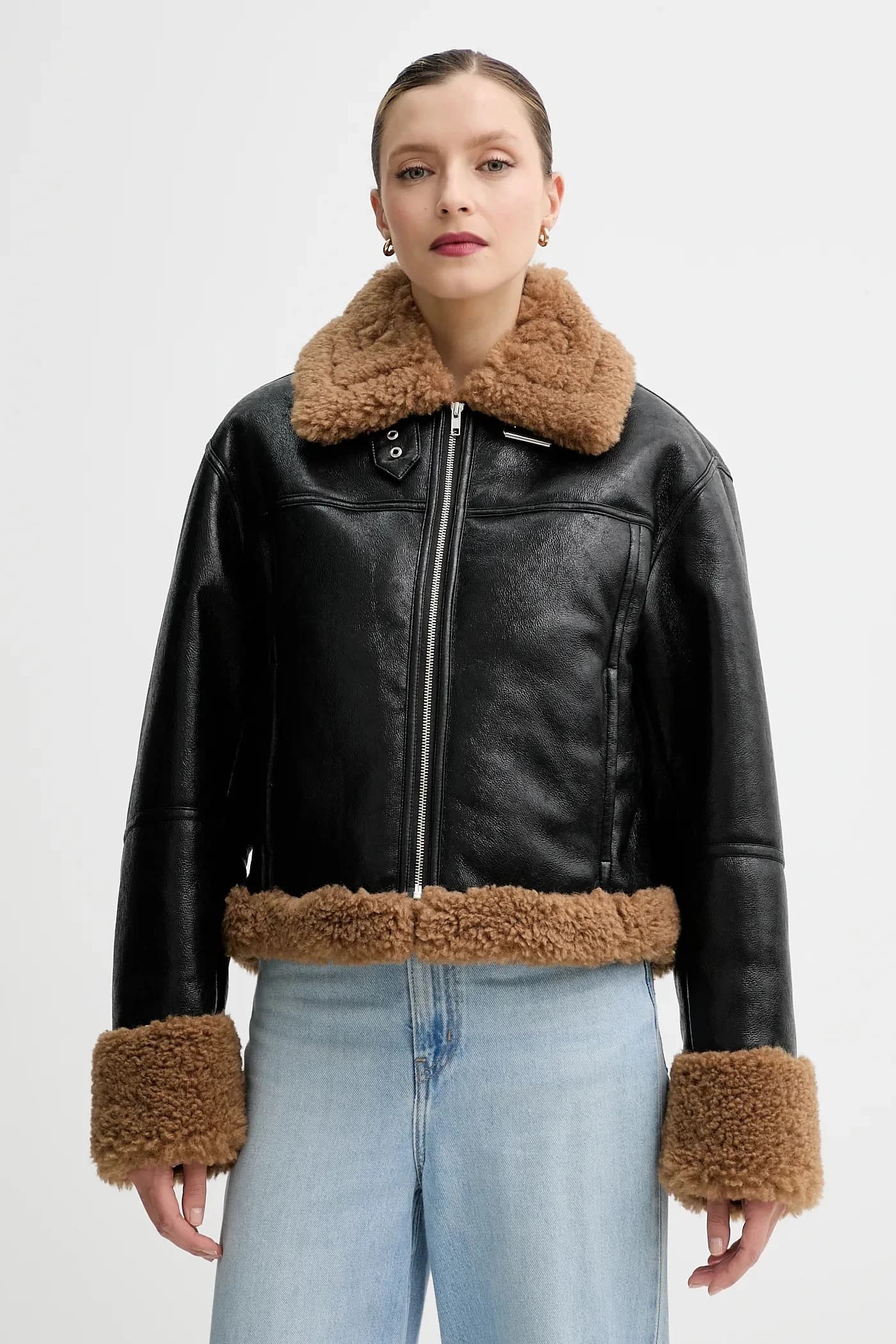 Киа куртка - фото 4